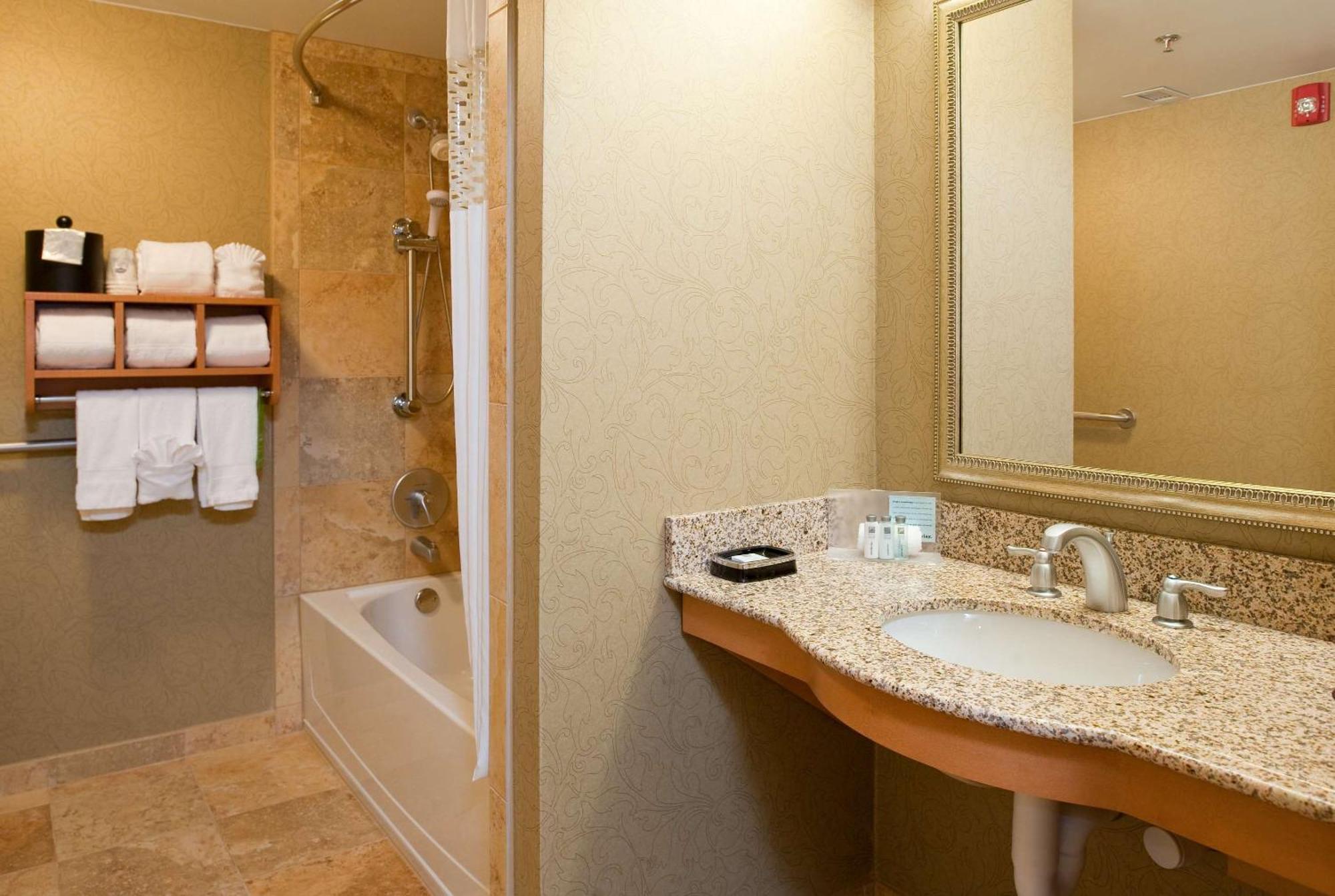 King Room - Mobility Access/Non-Smoking