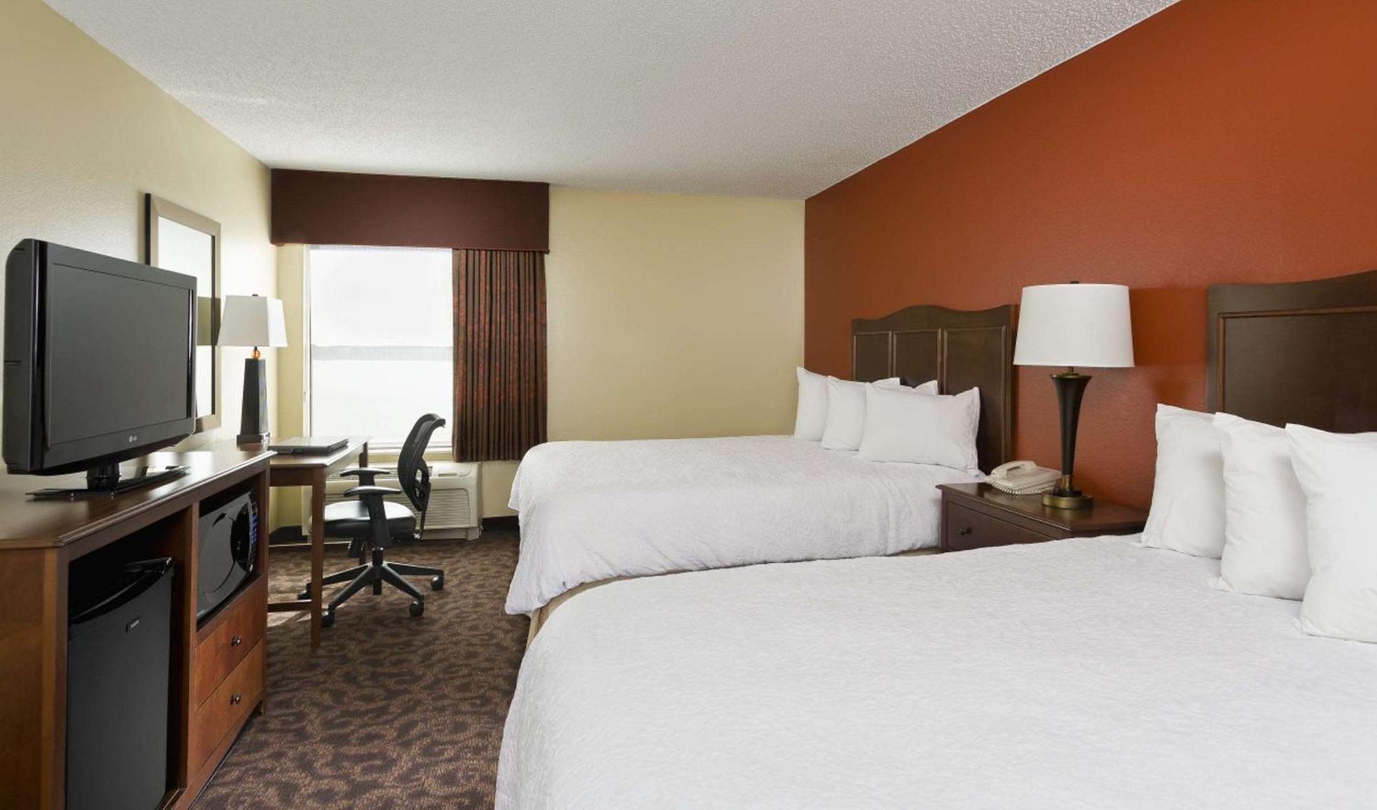 Room with Two Queen Beds - Non-Smoking