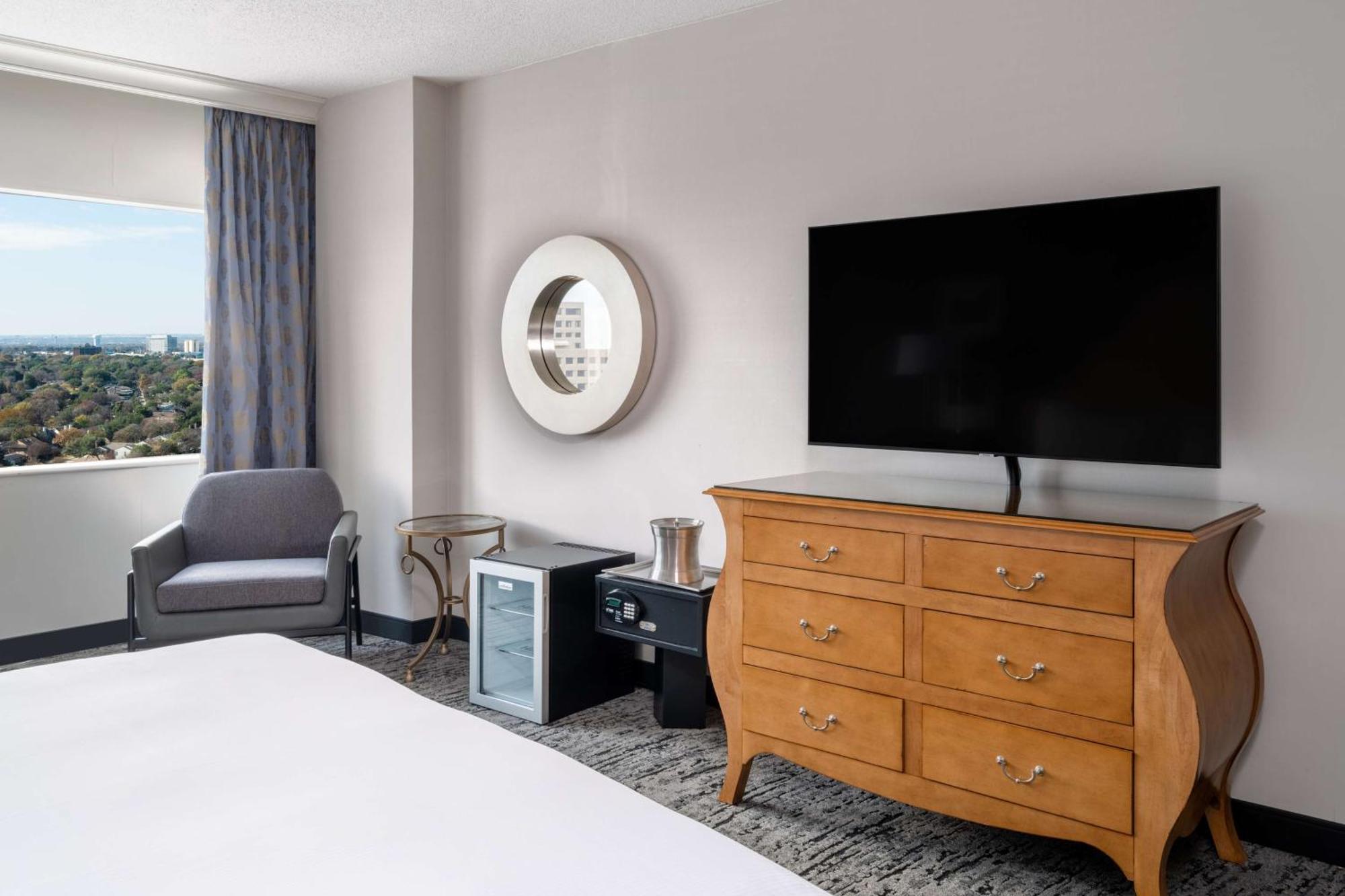 Kamer met Kingsize Bed en Bad - Geschikt voor Gasten met een Lichamelijke Beperking/Slechthorenden