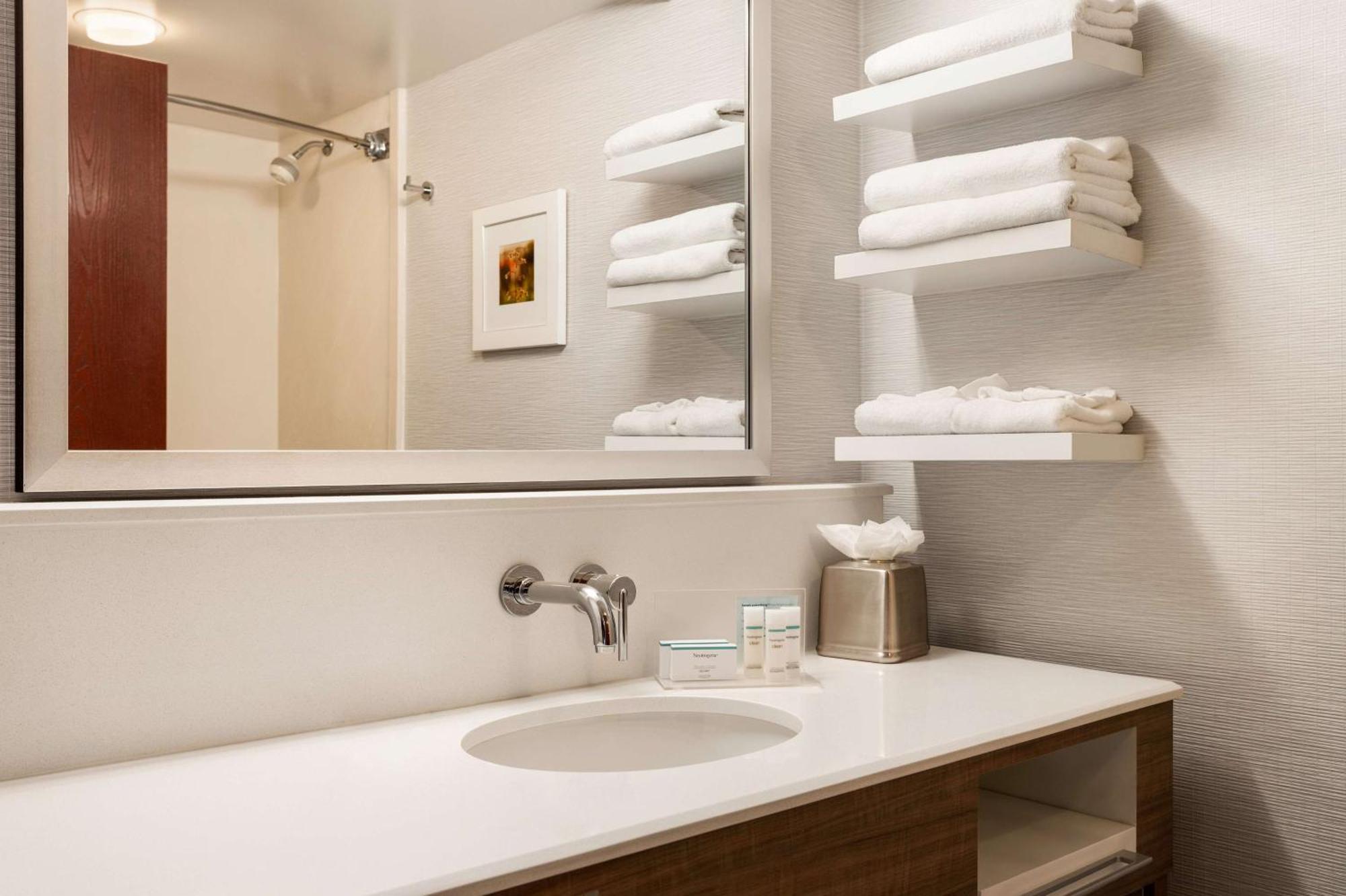 Quarto Queen com 2 Camas Queen-size