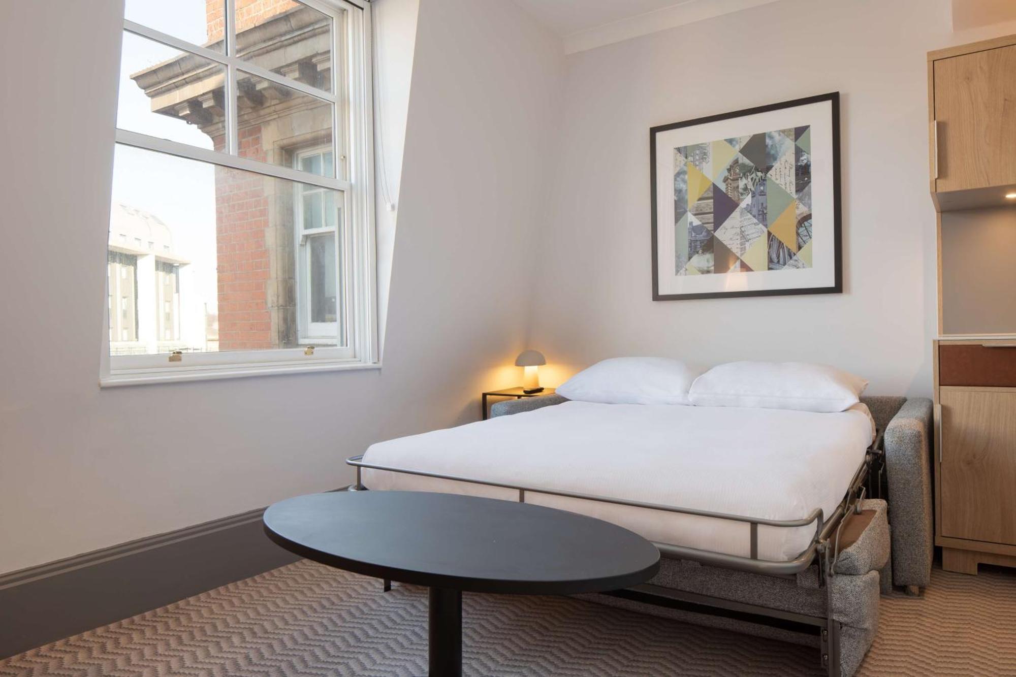 Chambre Lit King-Size avec Canapé-Lit