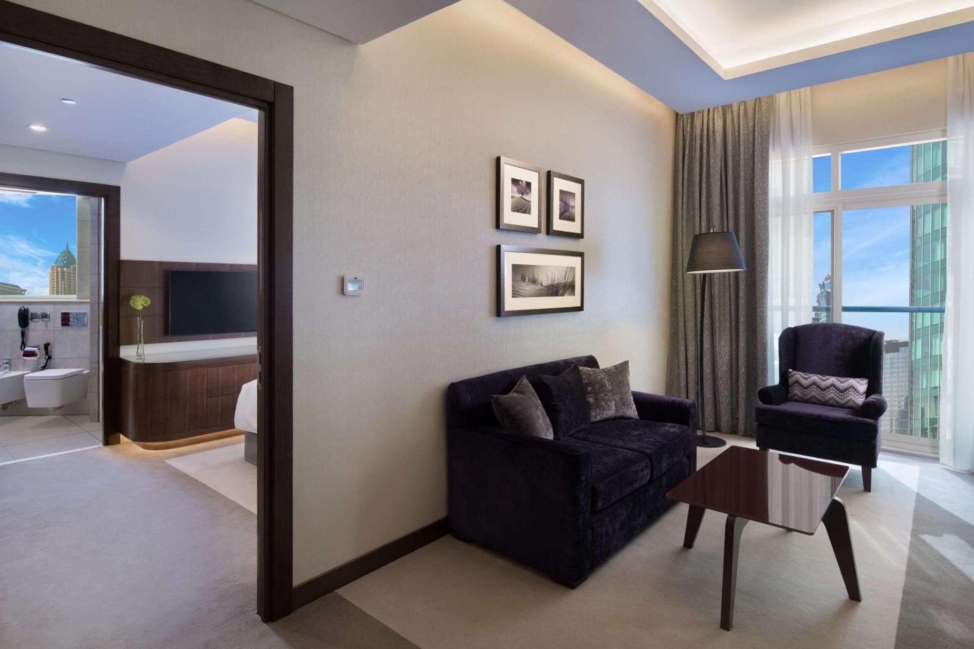 Junior Suite Lounge Access,1552711801:JPEG