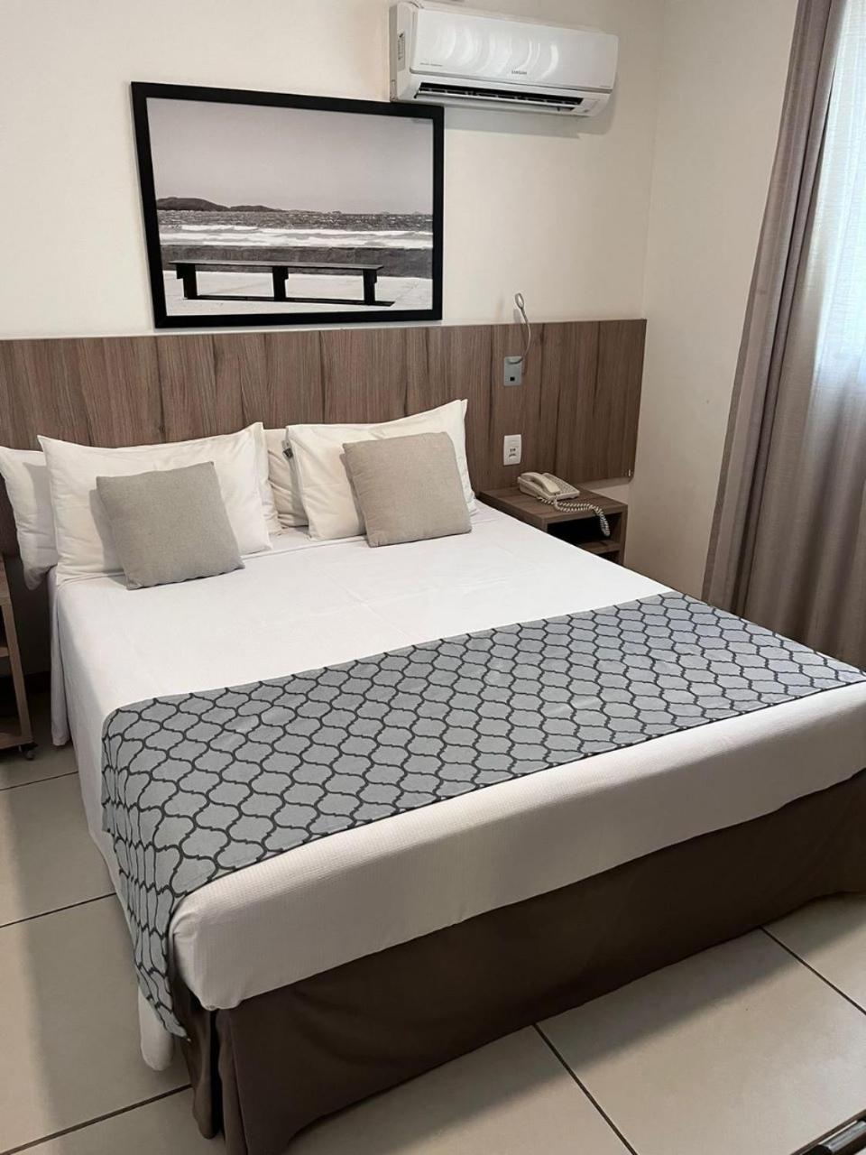Quarto Standard com Cama Queen-size