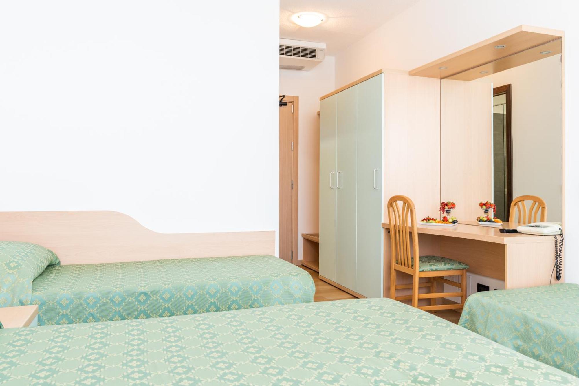 Vierbettzimmer
