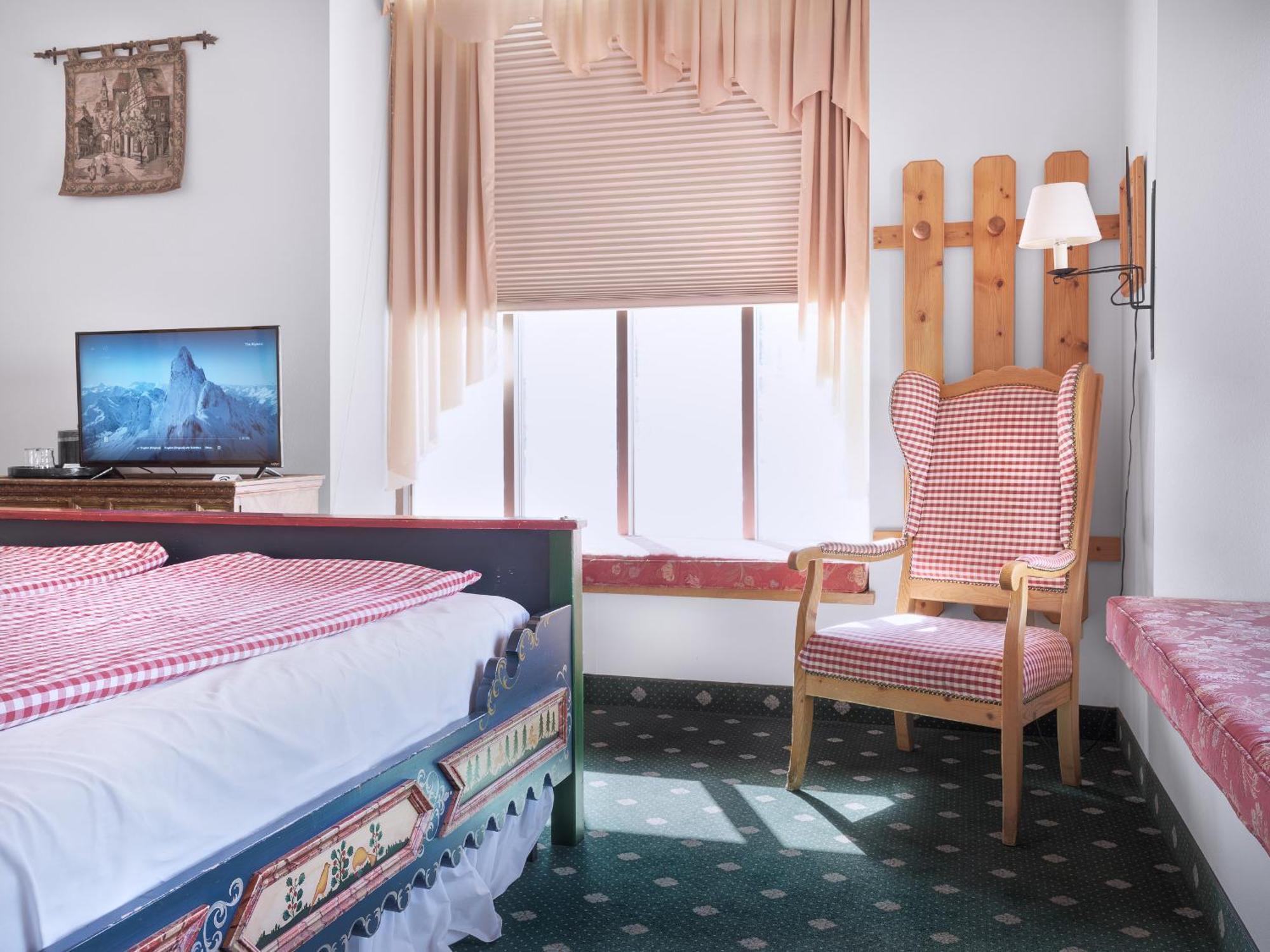 Superior King Room