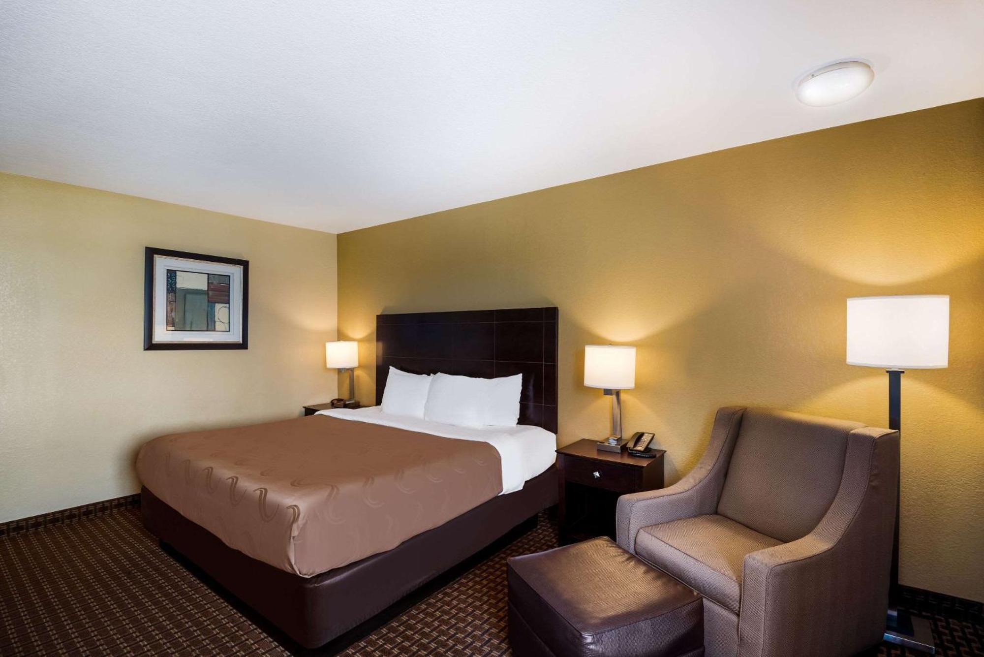 King Room - Accessible/Non-Smoking