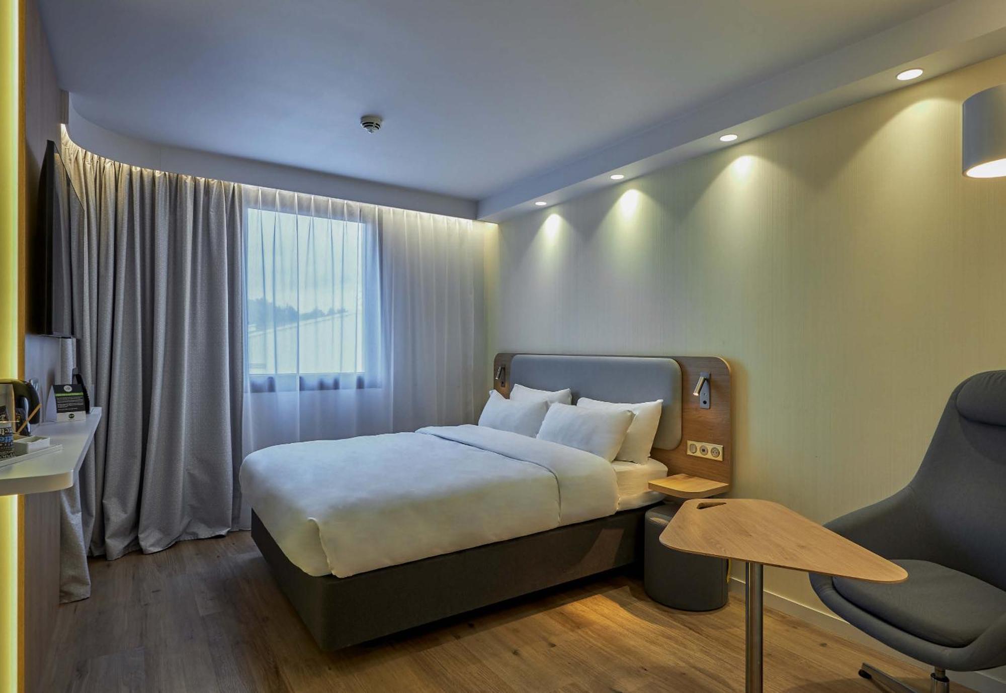 Double Room,1553883688:JPEG