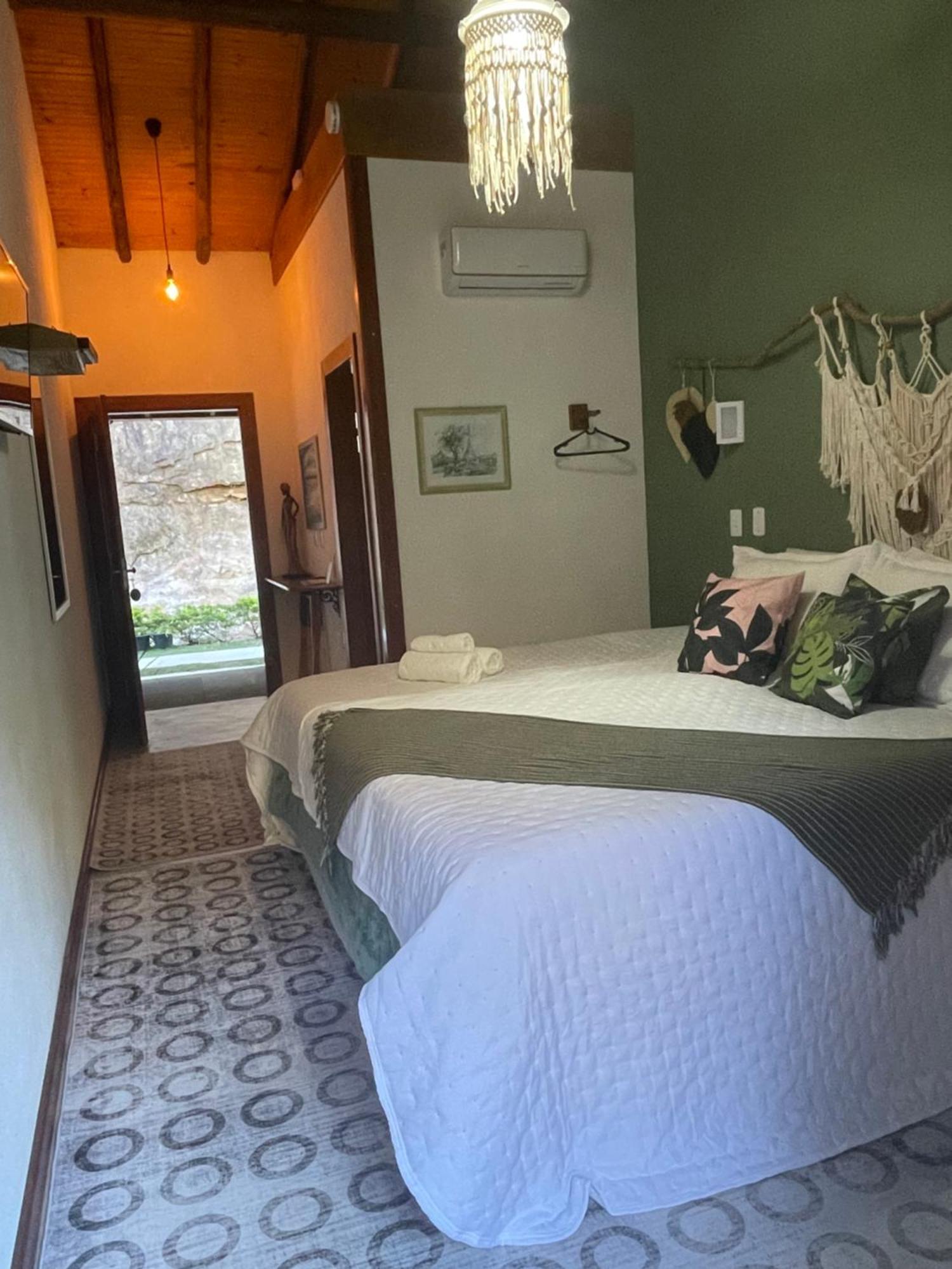 Suíte com Cama King-size e Varanda