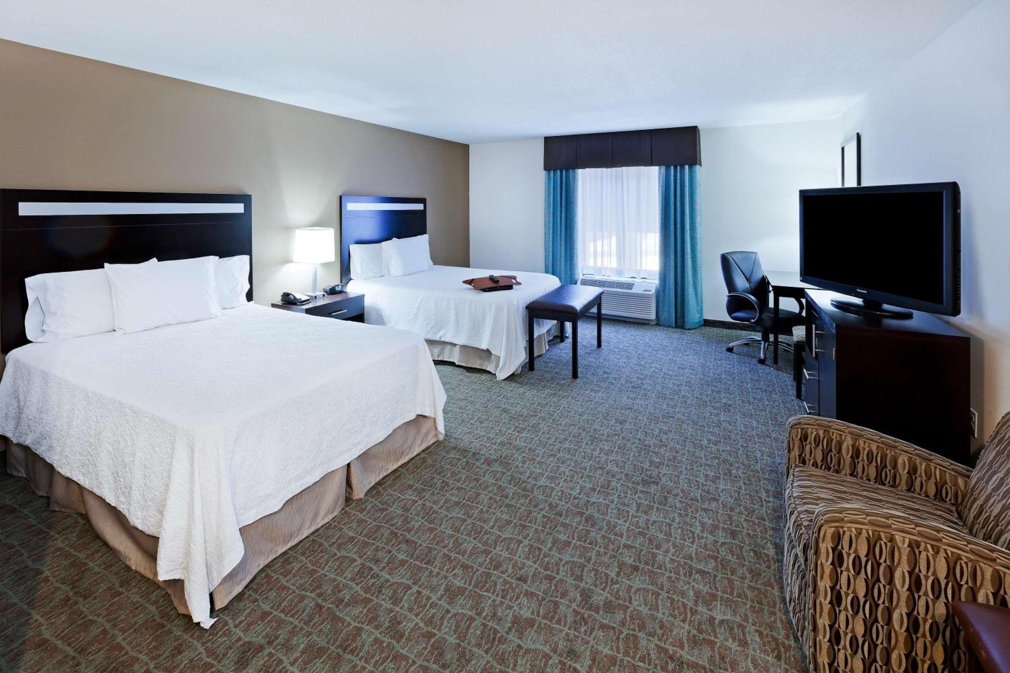 Queen Room with Two Queen Beds - Mobility Access/Non-Smoking