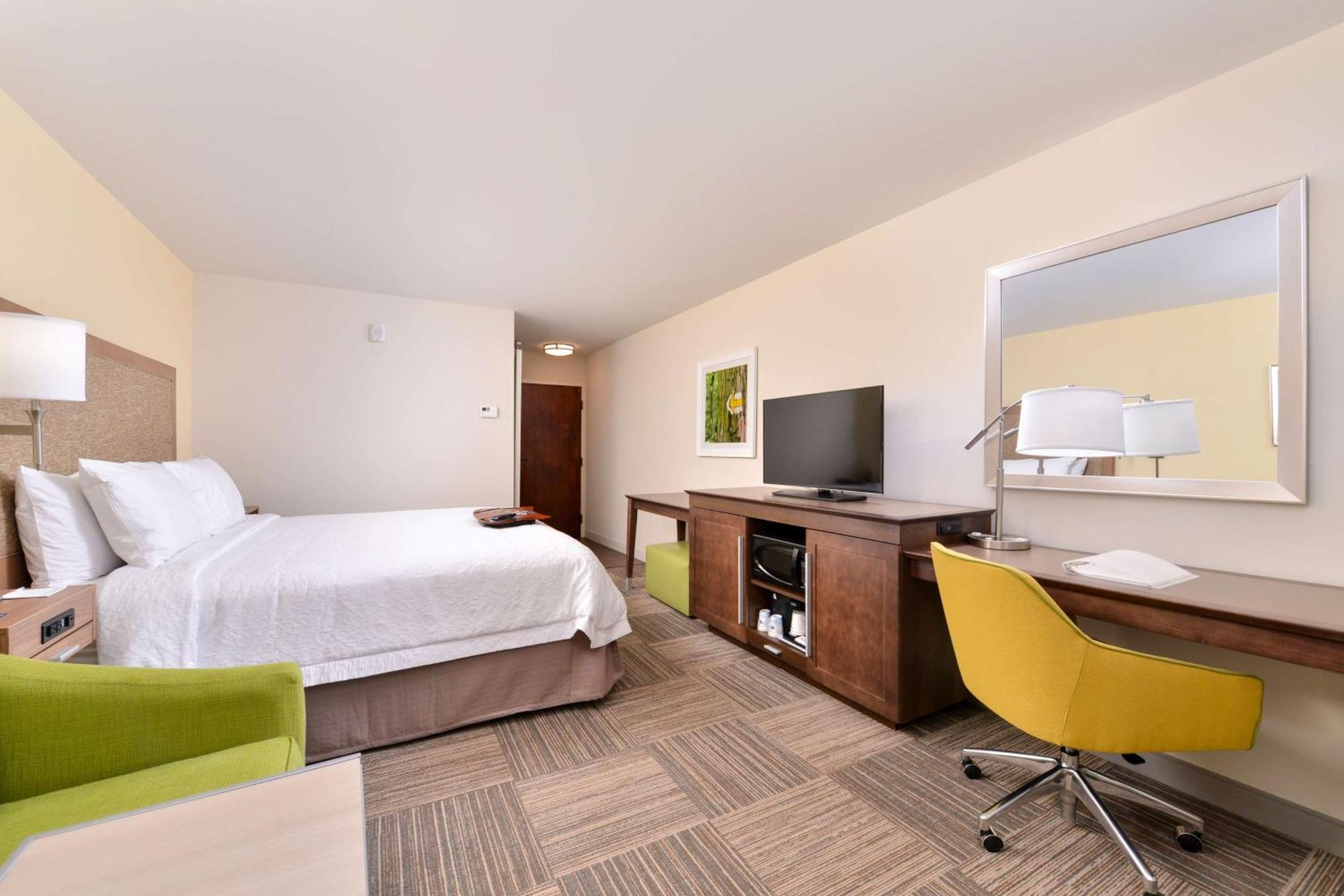 King Room with Sofa Bed