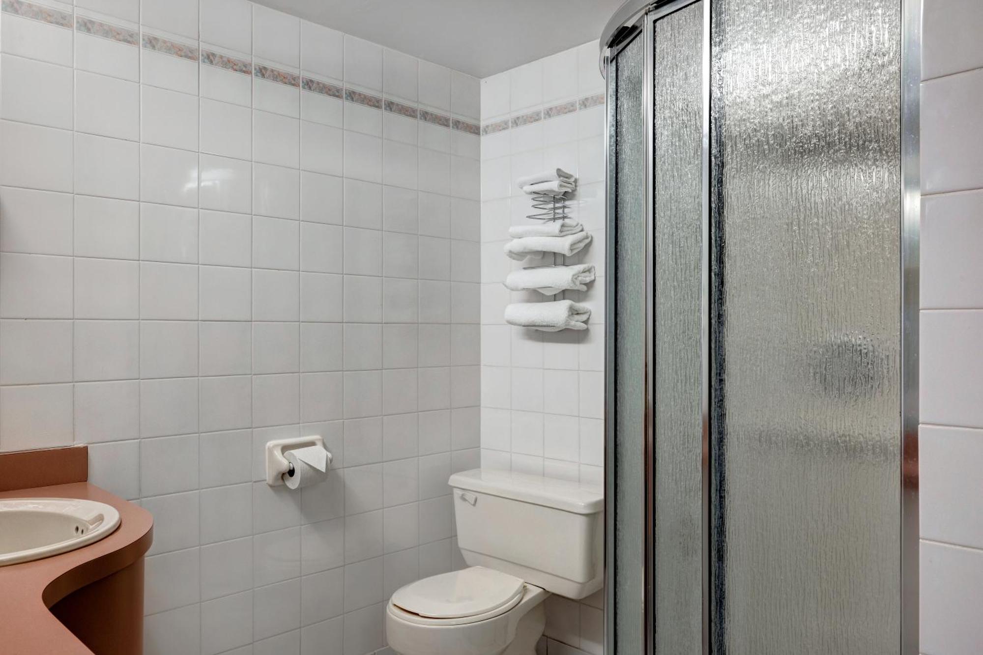 Kamer met Kingsize Bed en Bubbelbad - Rookvrij