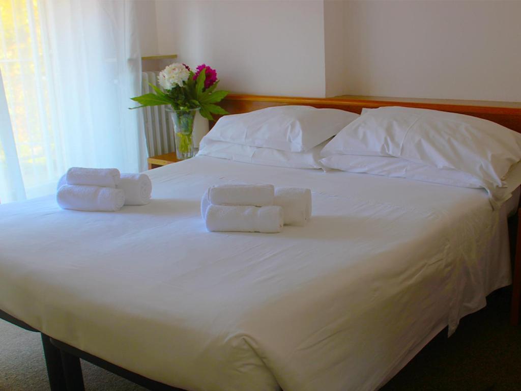 Double or Twin Room with Terrace,1758275697:JPEG