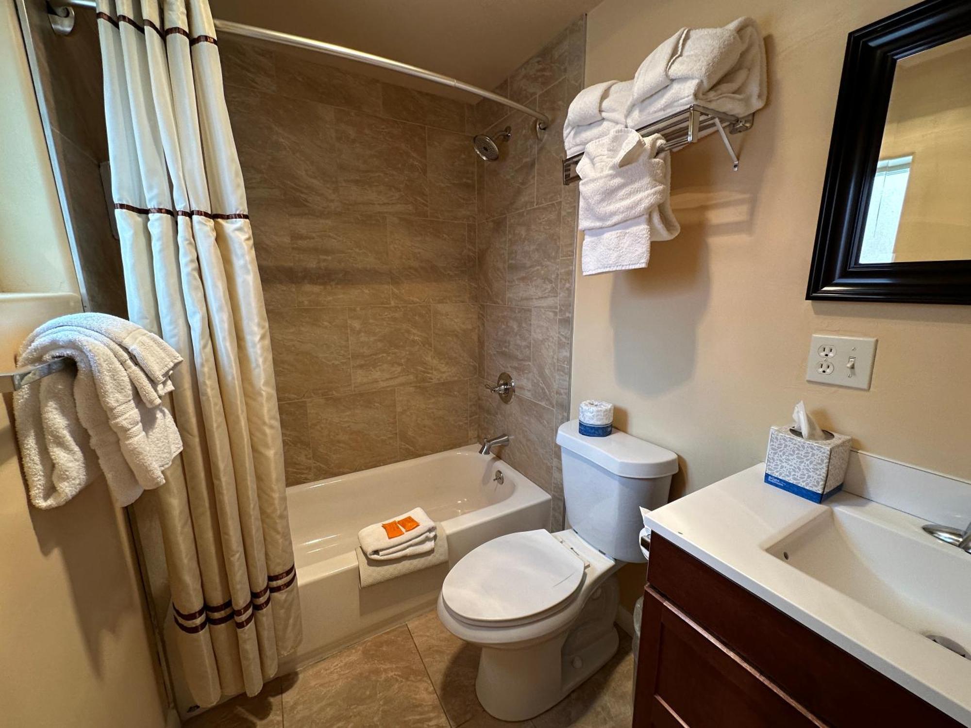 Double Queen Room