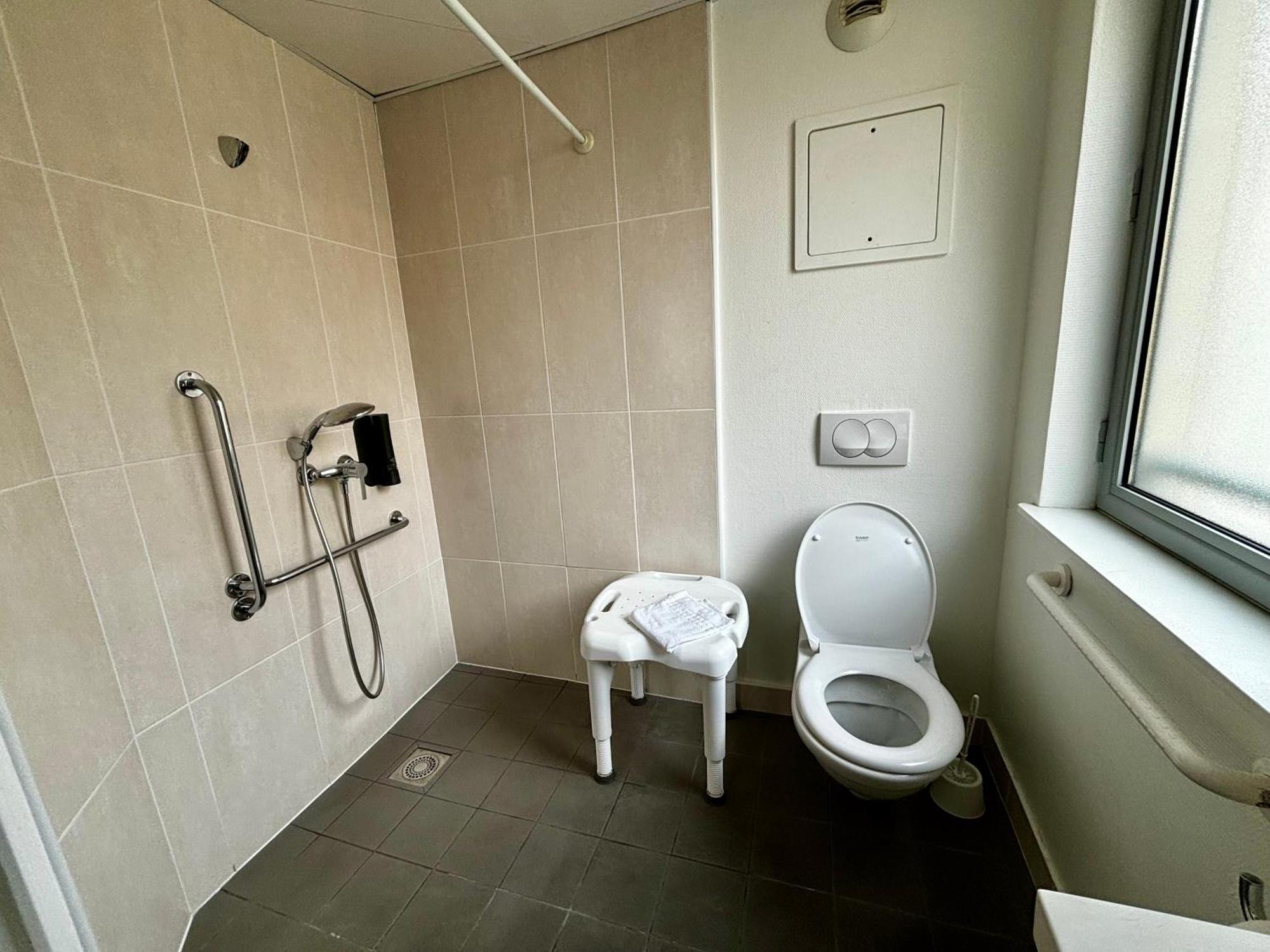 Habitación Doble adaptada para personas con movilidad reducida