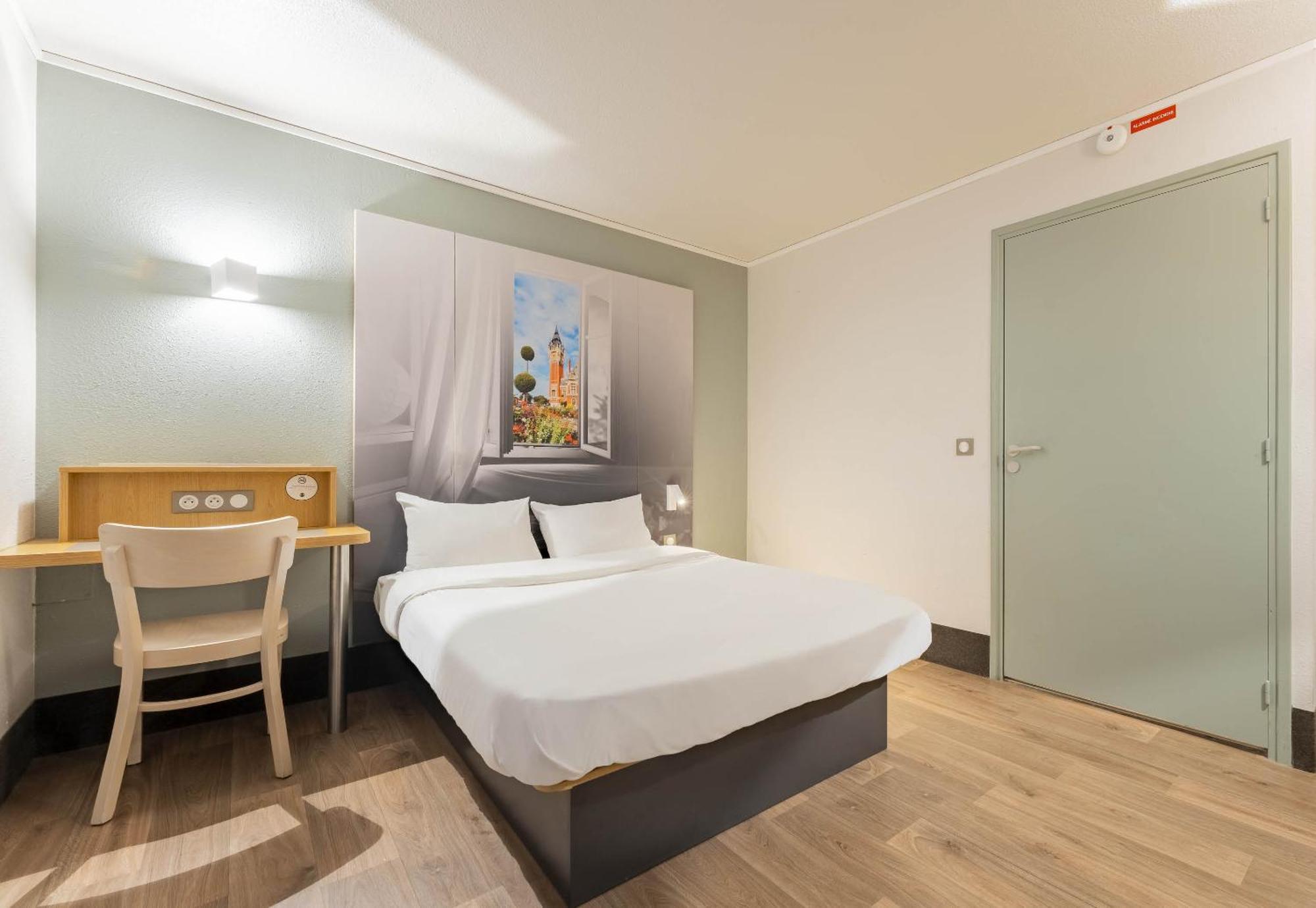 Chambre Double - Accessible aux Personnes à Mobilité Réduite