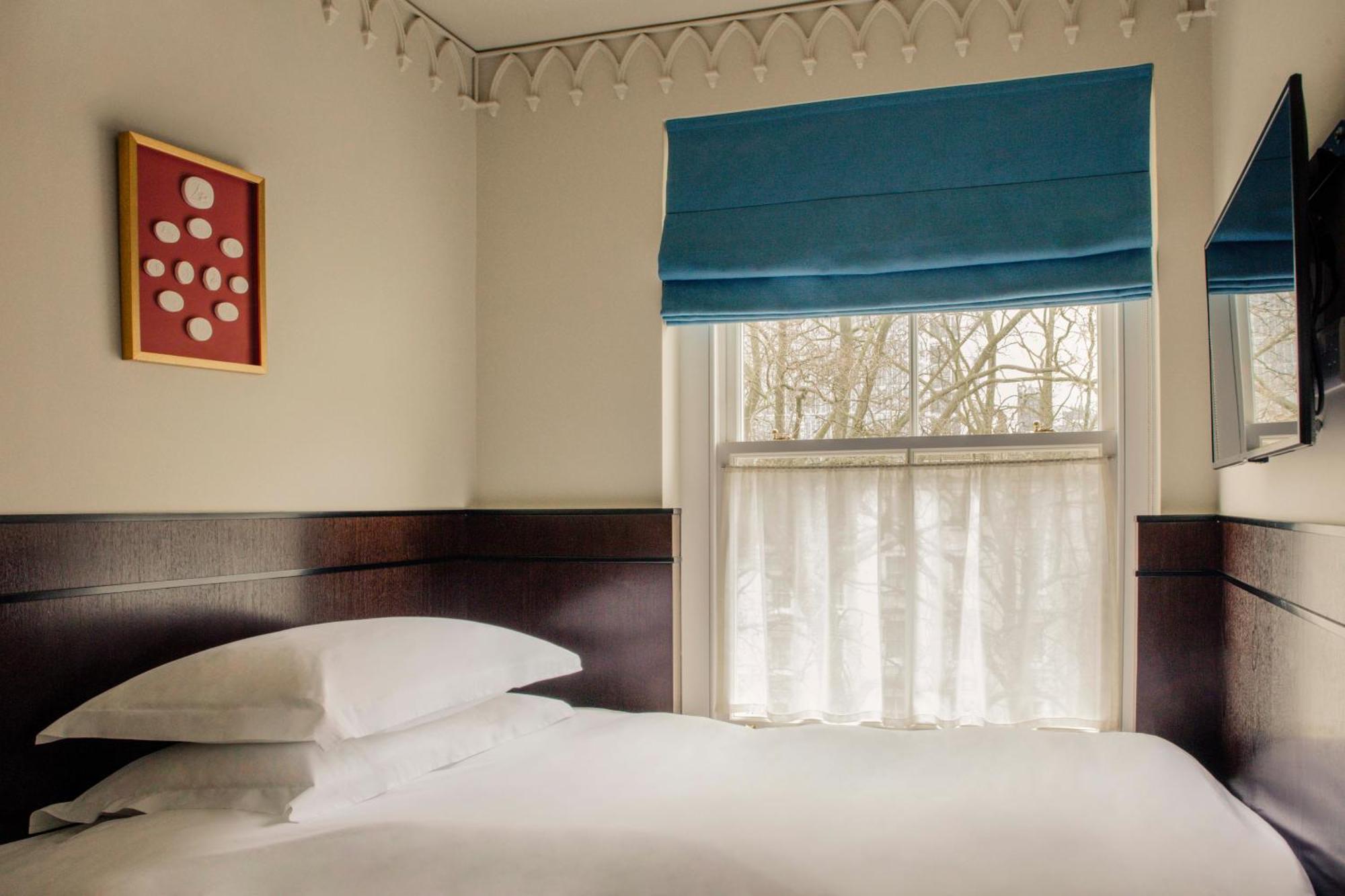 Single Room,1565709331:JPEG