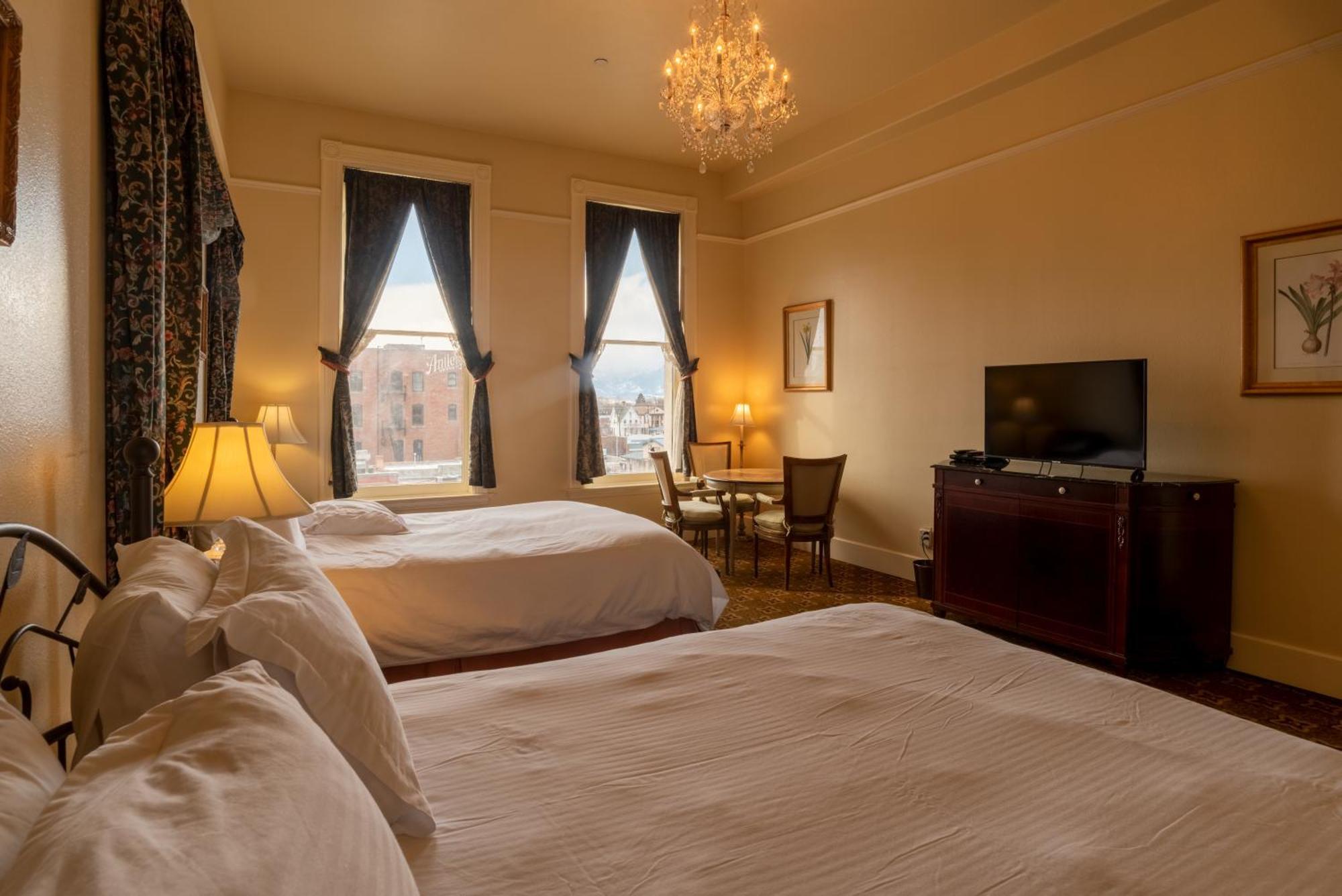 Double Room with Mountain View