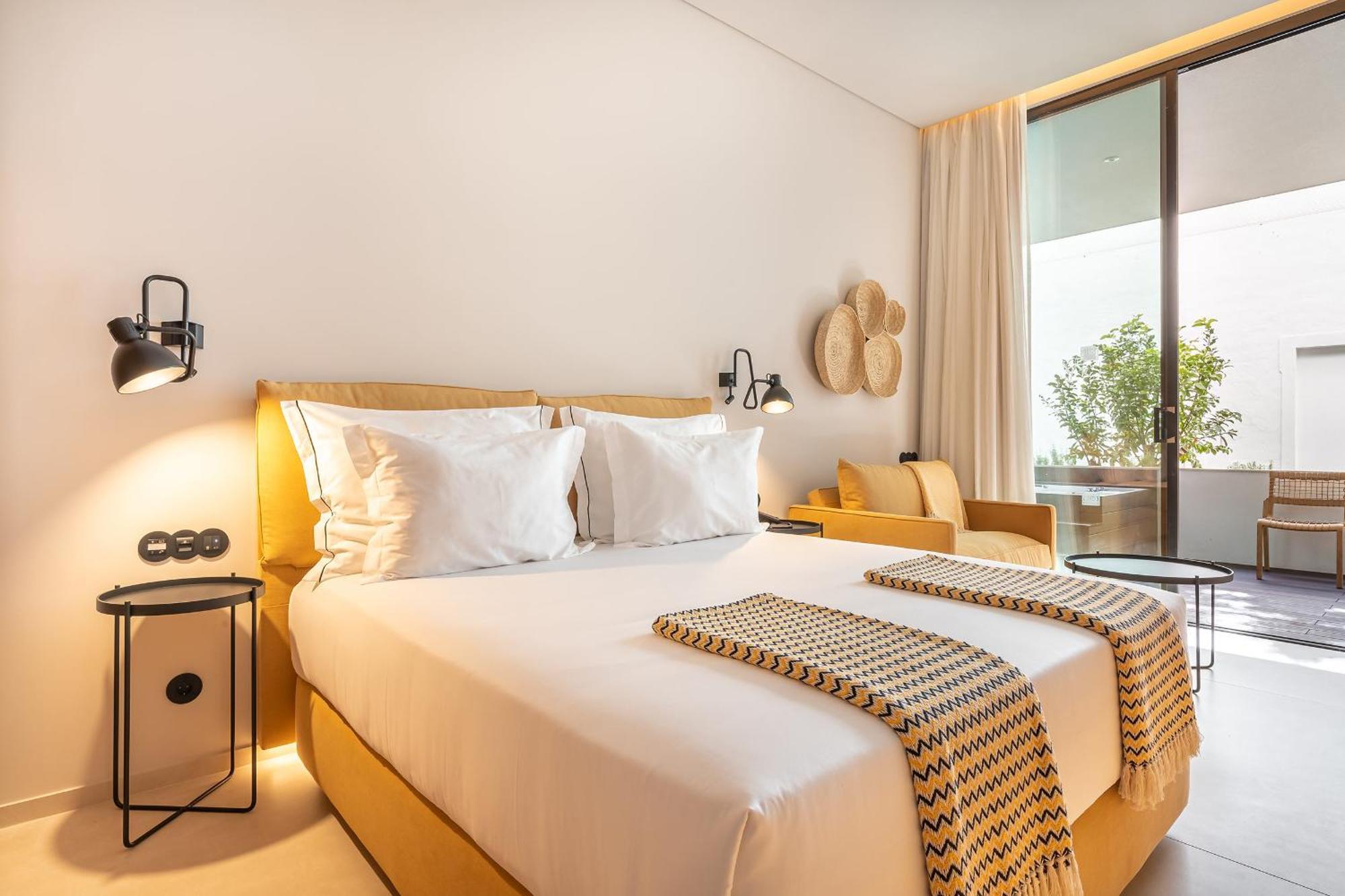 Standard Double Room with Jacuzzi,1567282853:JPEG