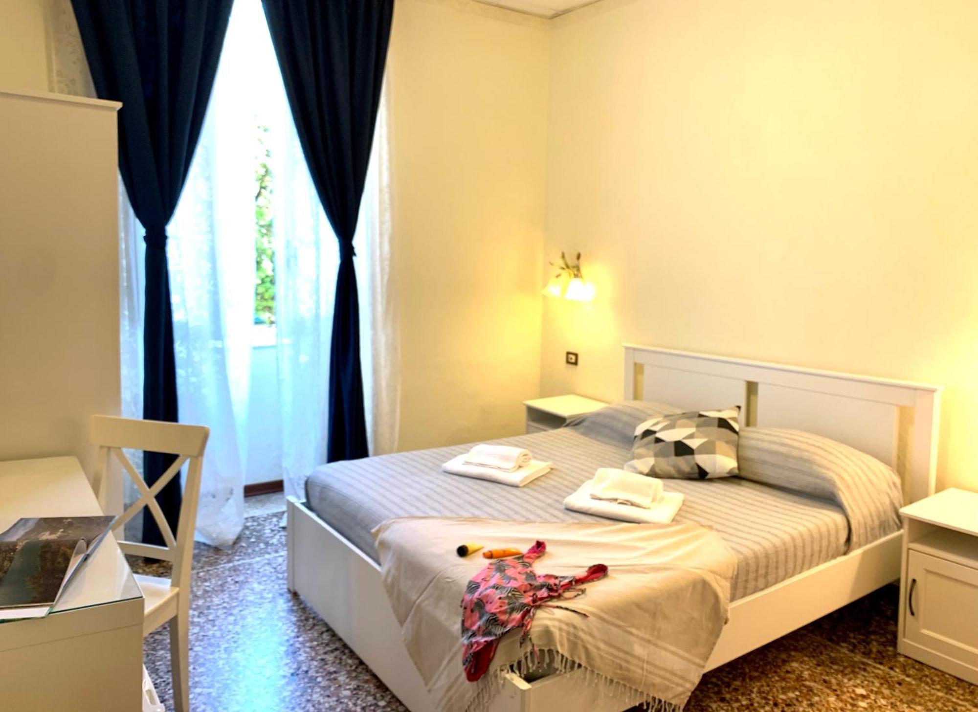 Double Room,1567347437:JPEG