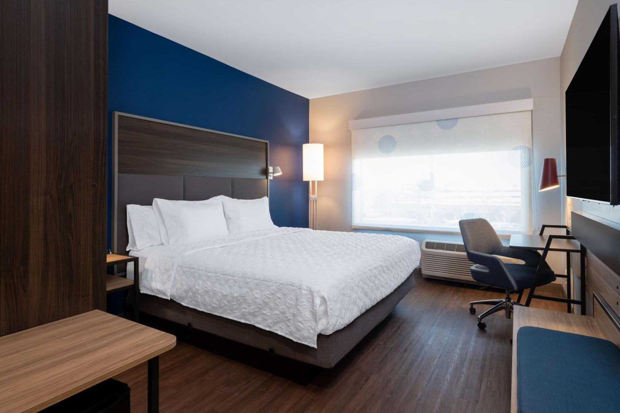King Room with Walk-In Shower