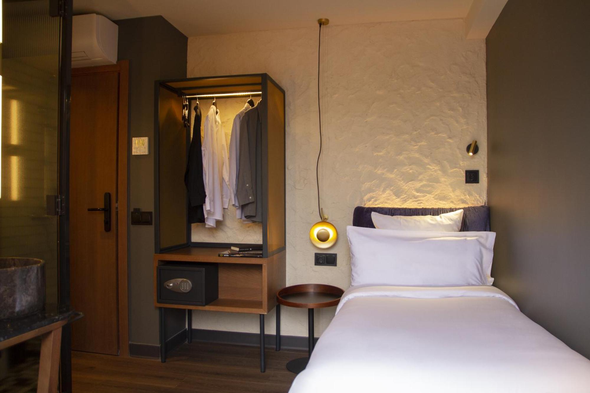 Quarto Individual
