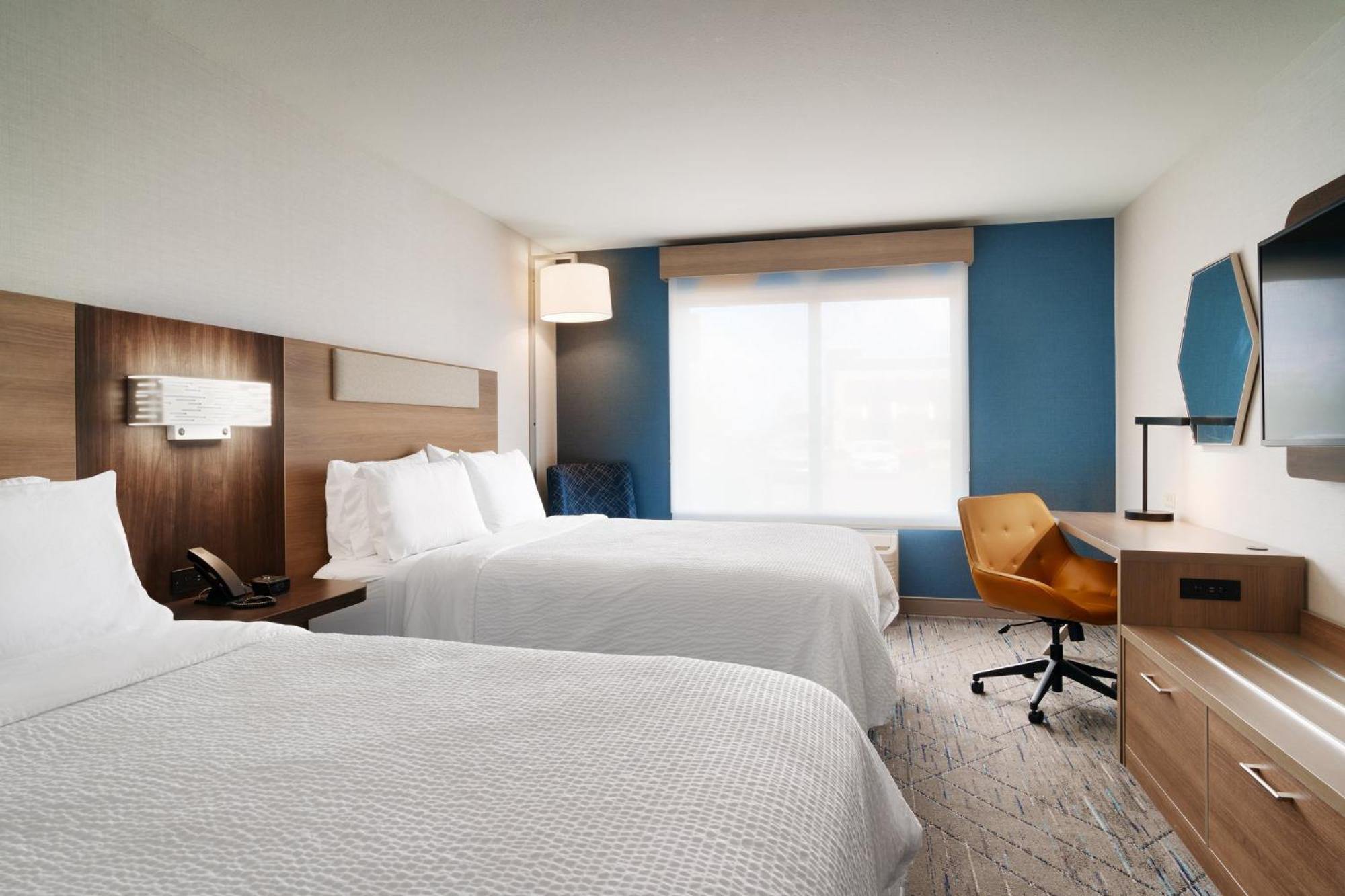 Standard Room with Two Queen Beds