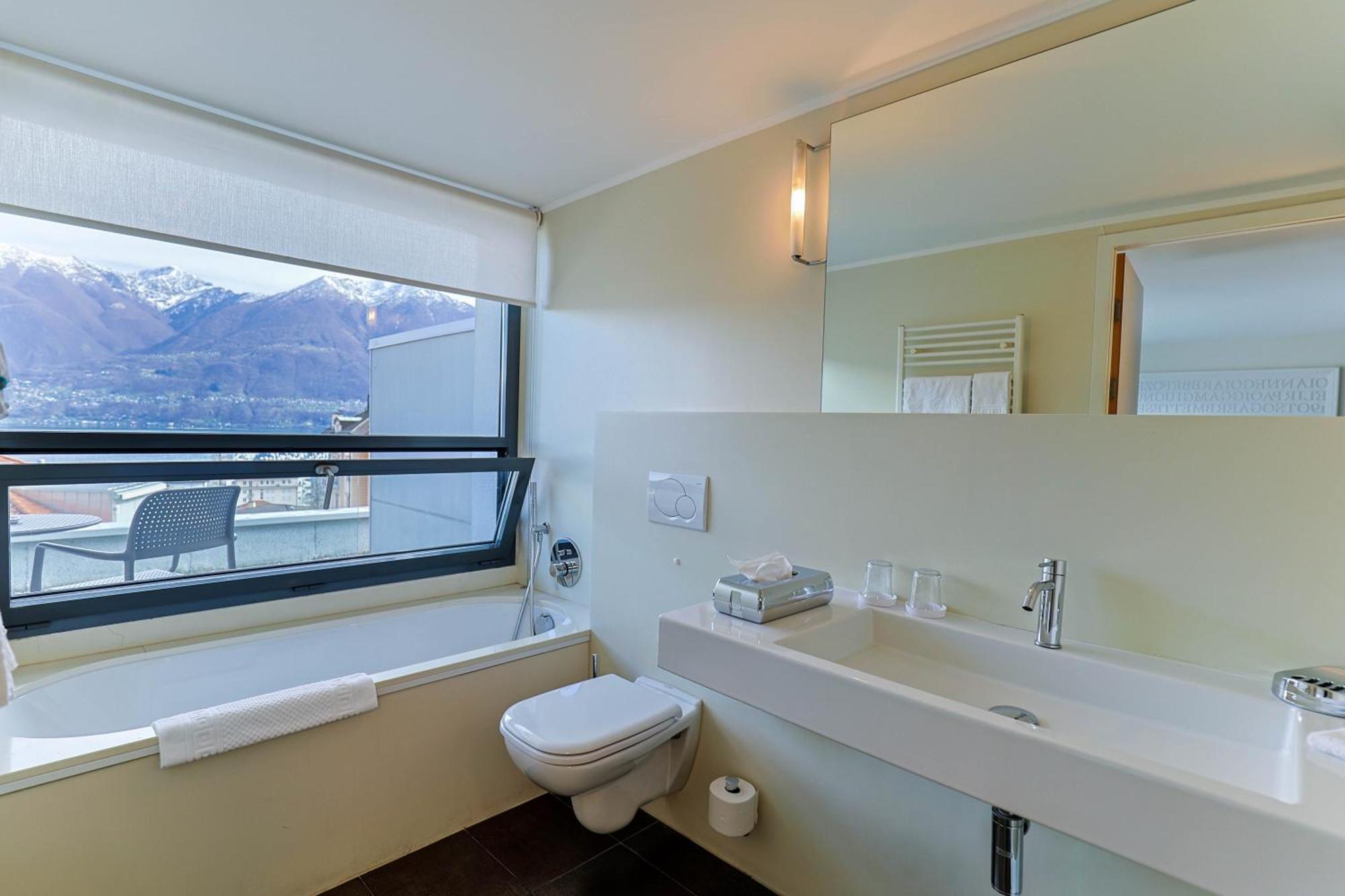Panorama Double Room Lake View Balcony,1574692223:JPEG