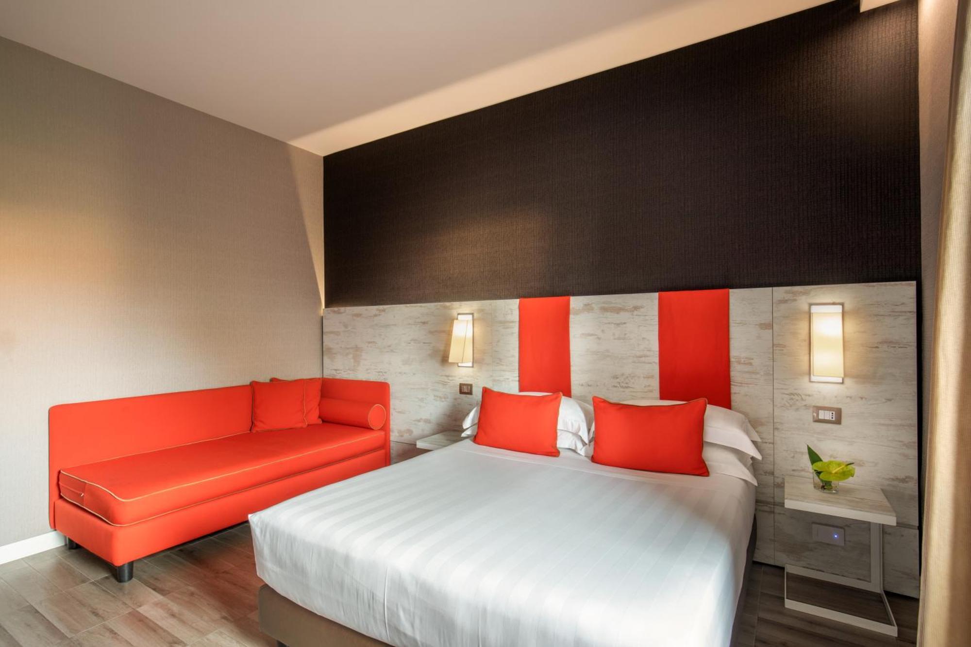 Deluxe Triple Room,1578369215:JPEG