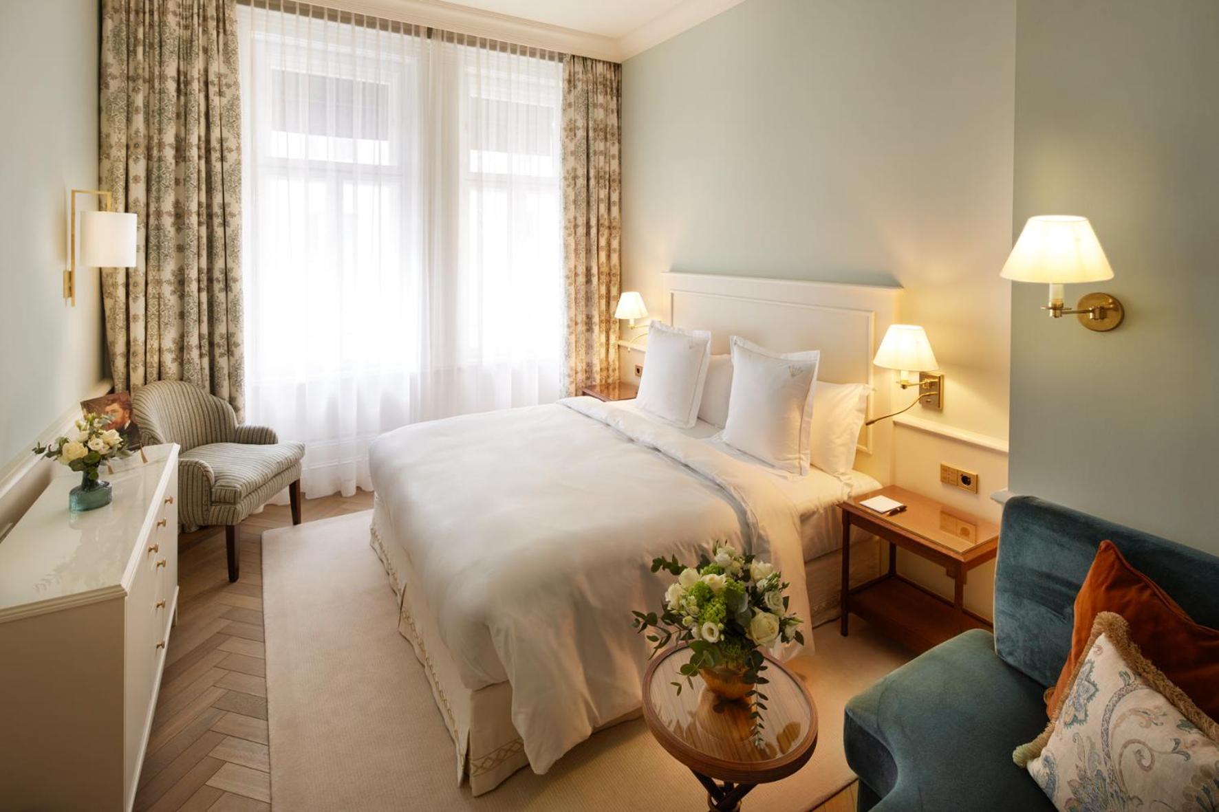 Double Room,1773091721:JPEG