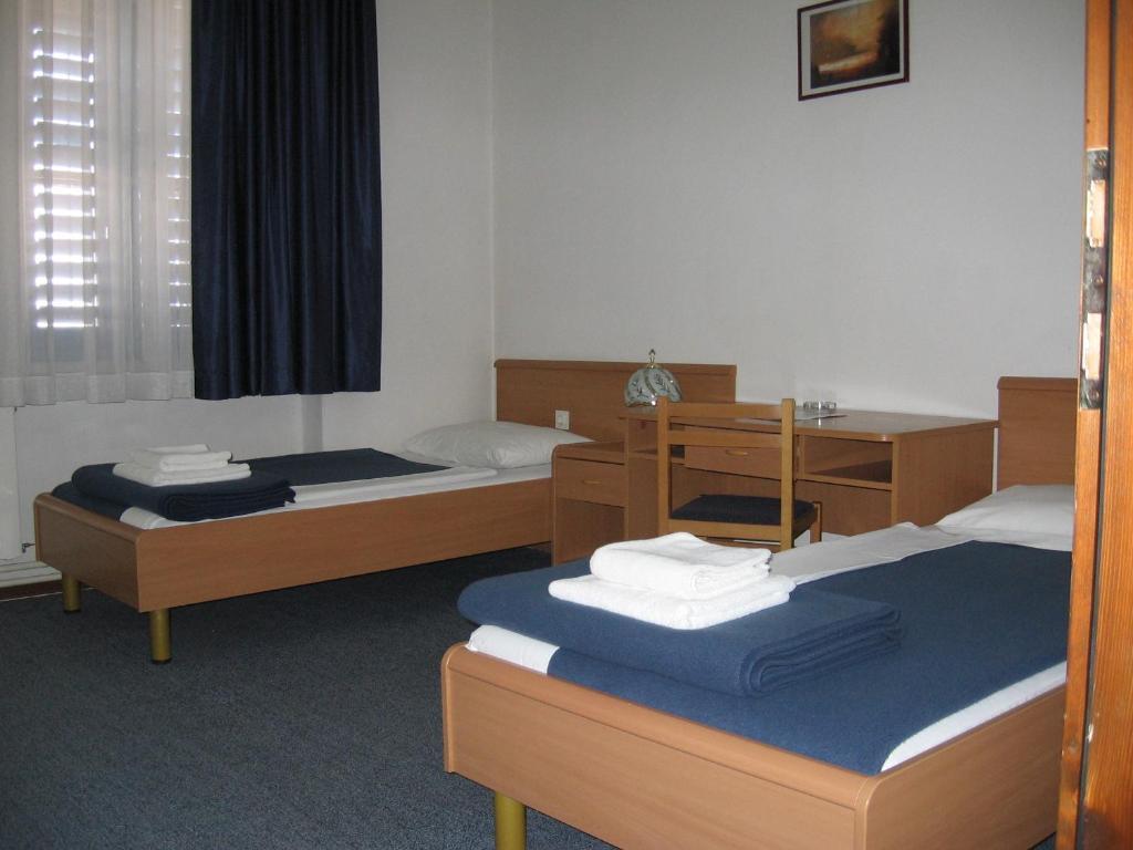 Familiekamer (2 Volwassenen + 1 Kind)