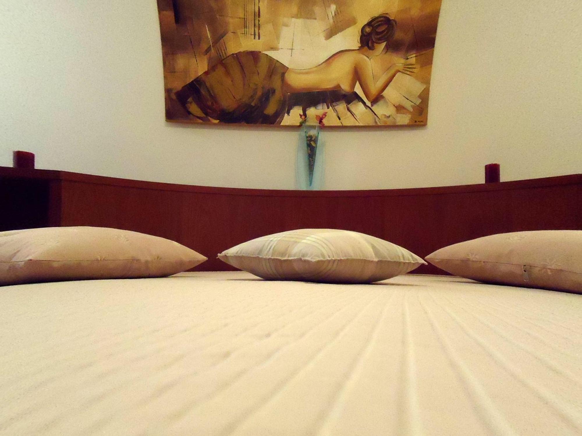 Deluxe Suite,703749850:JPEG
