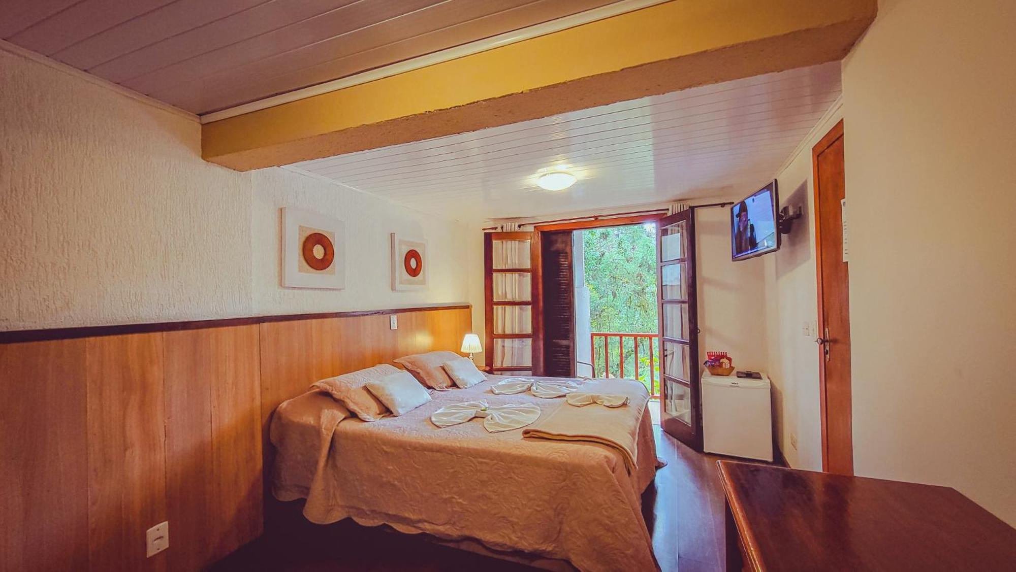 Quarto Duplo com Varanda