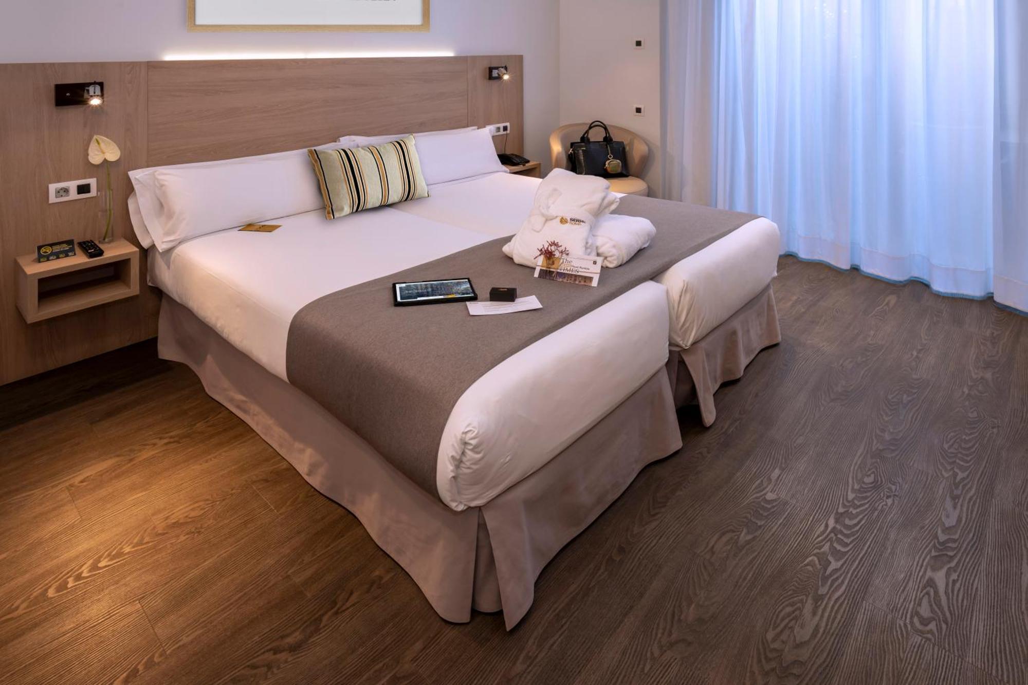 Deluxe Tweepersoonskamer met 1 of 2 Bedden en Uitzicht op de Ramblas