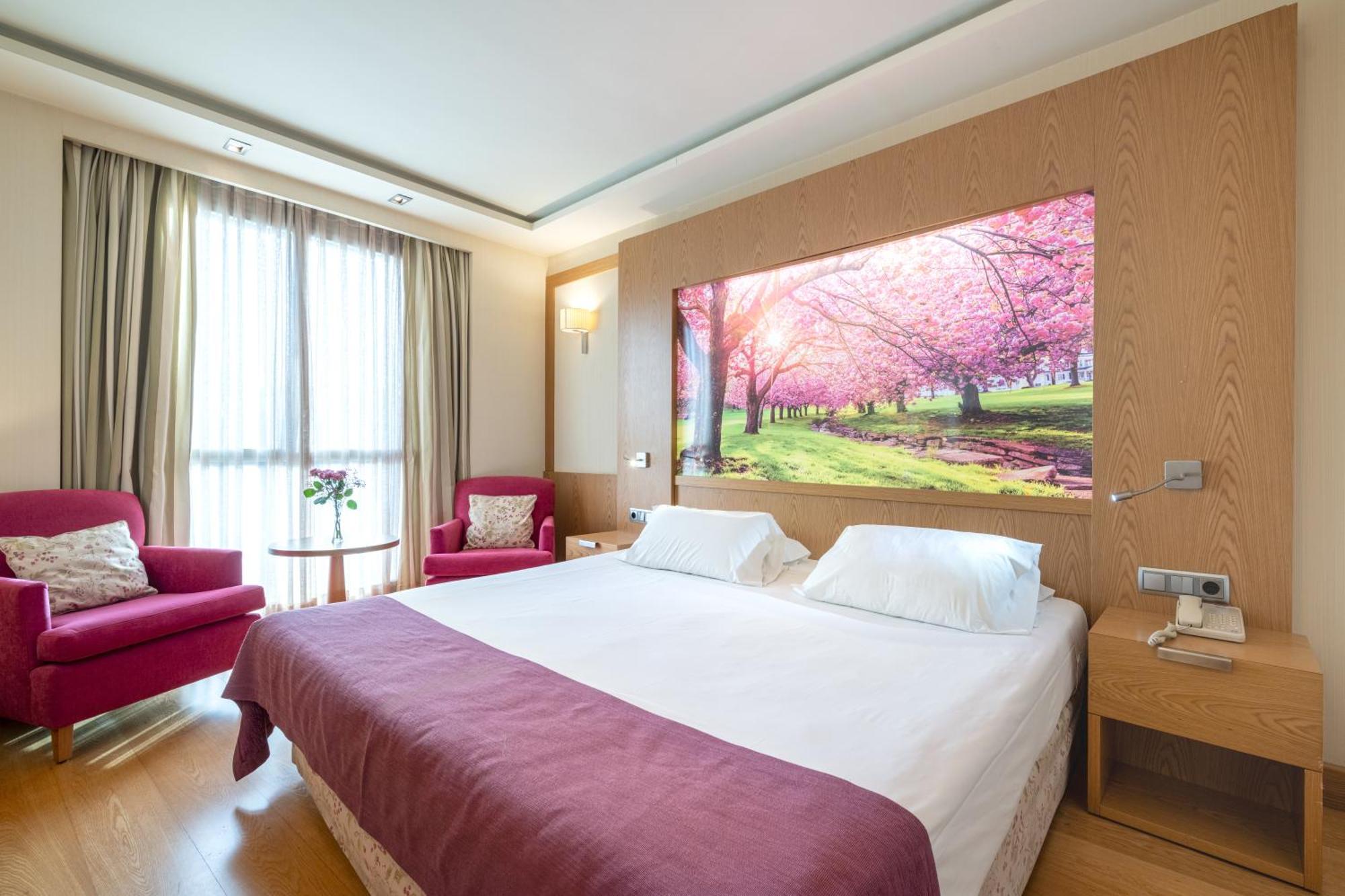 Junior Suite,1596010552:JPEG