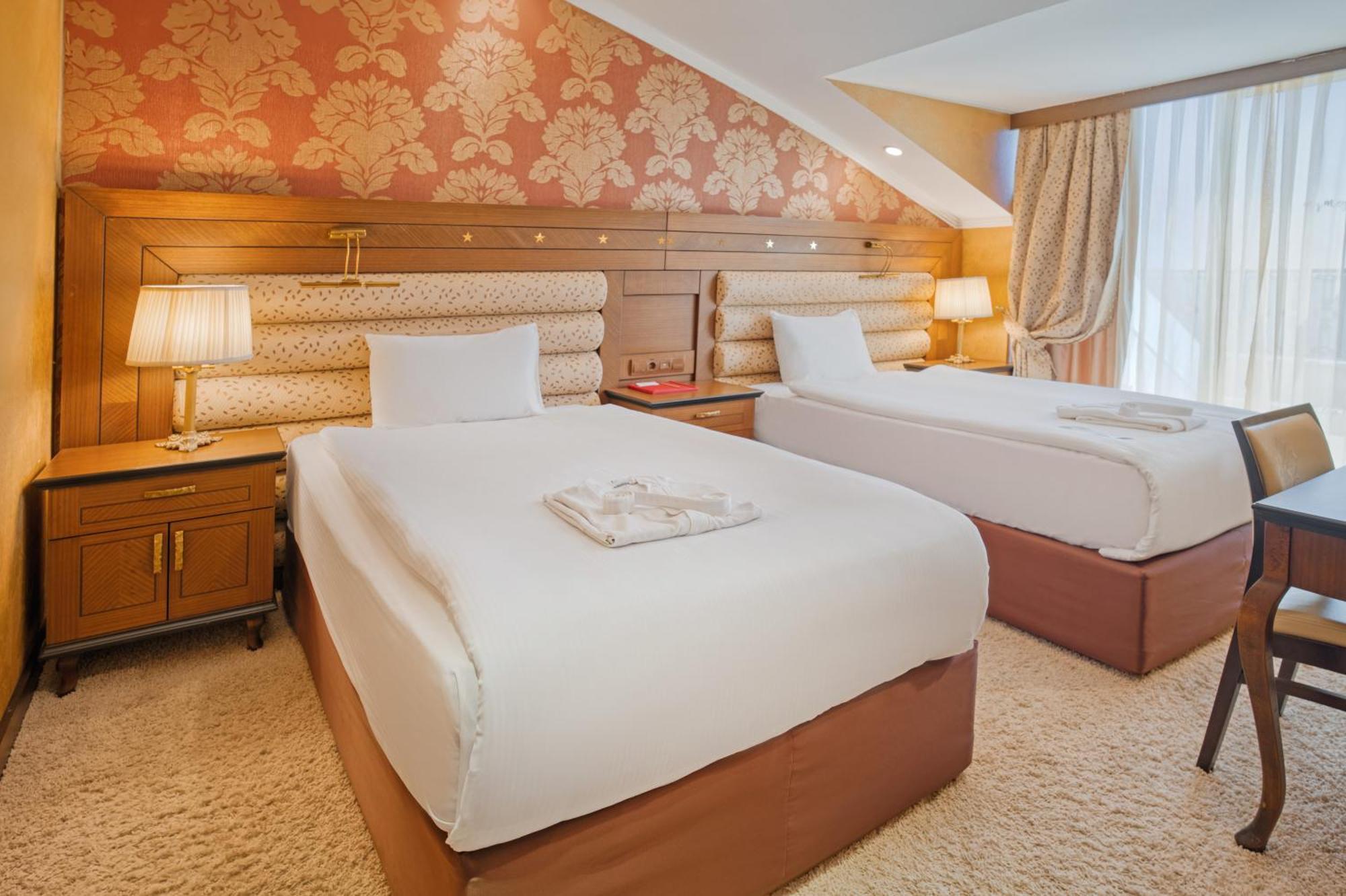 Suite mit Kingsize-Bett und Meerblick