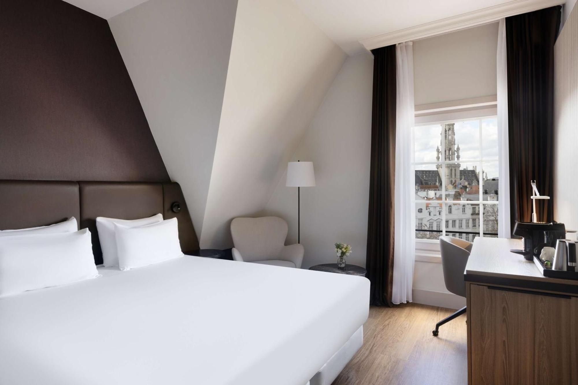 Standaard Tweepersoonskamer met 1 of 2 Bedden en Uitzicht