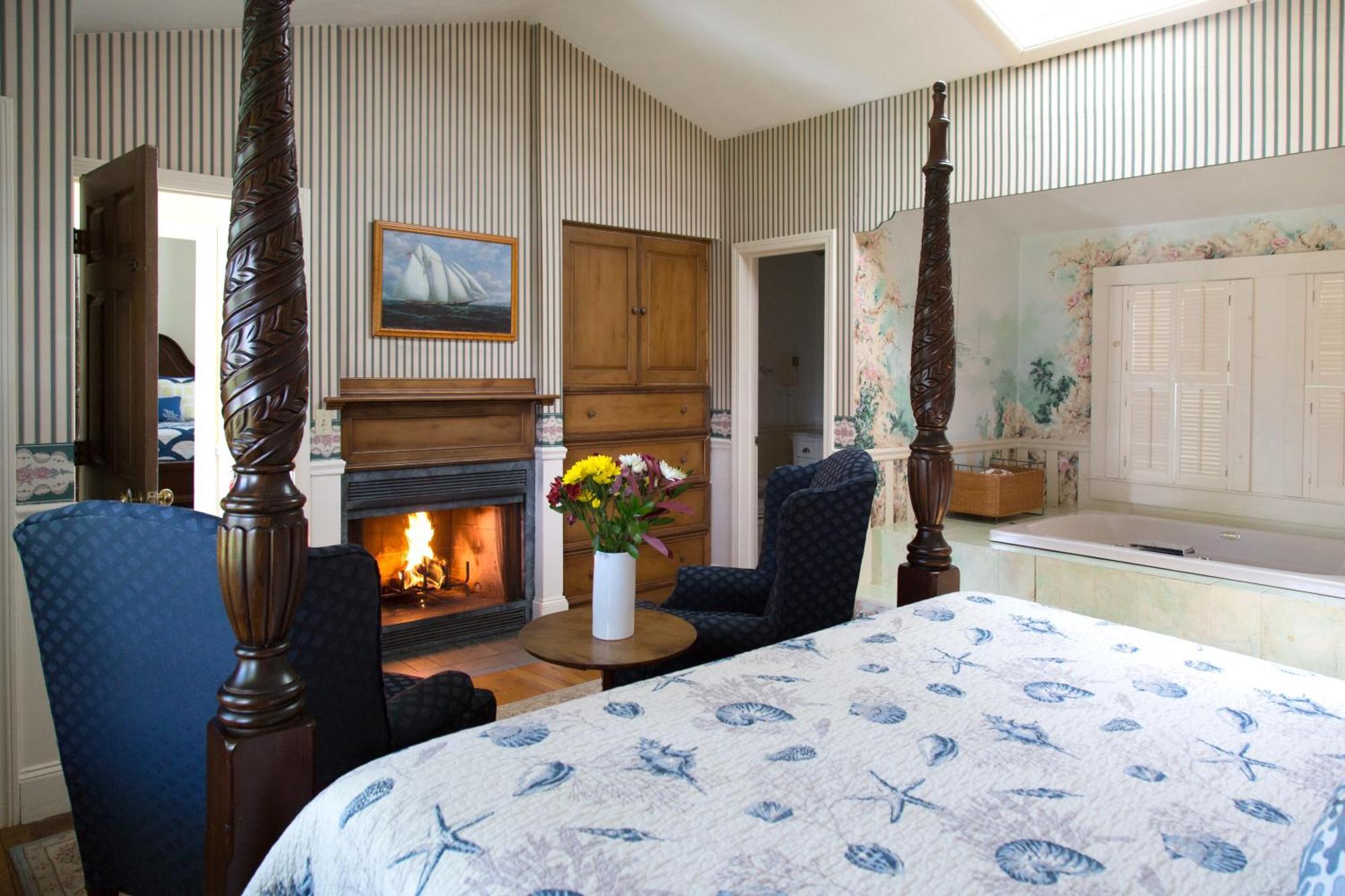 King Room with Spa Bath