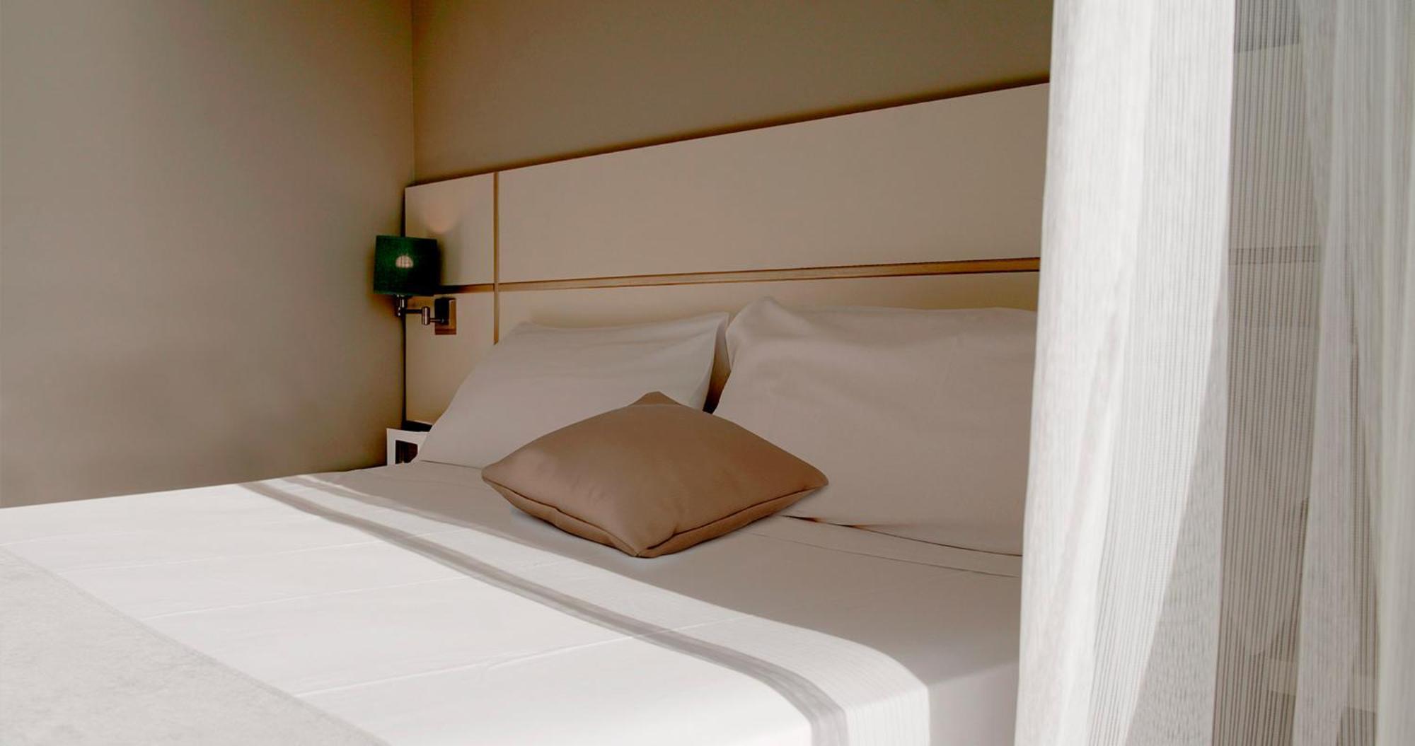 Double or Twin Room with Side Sea View,1654343094:JPEG