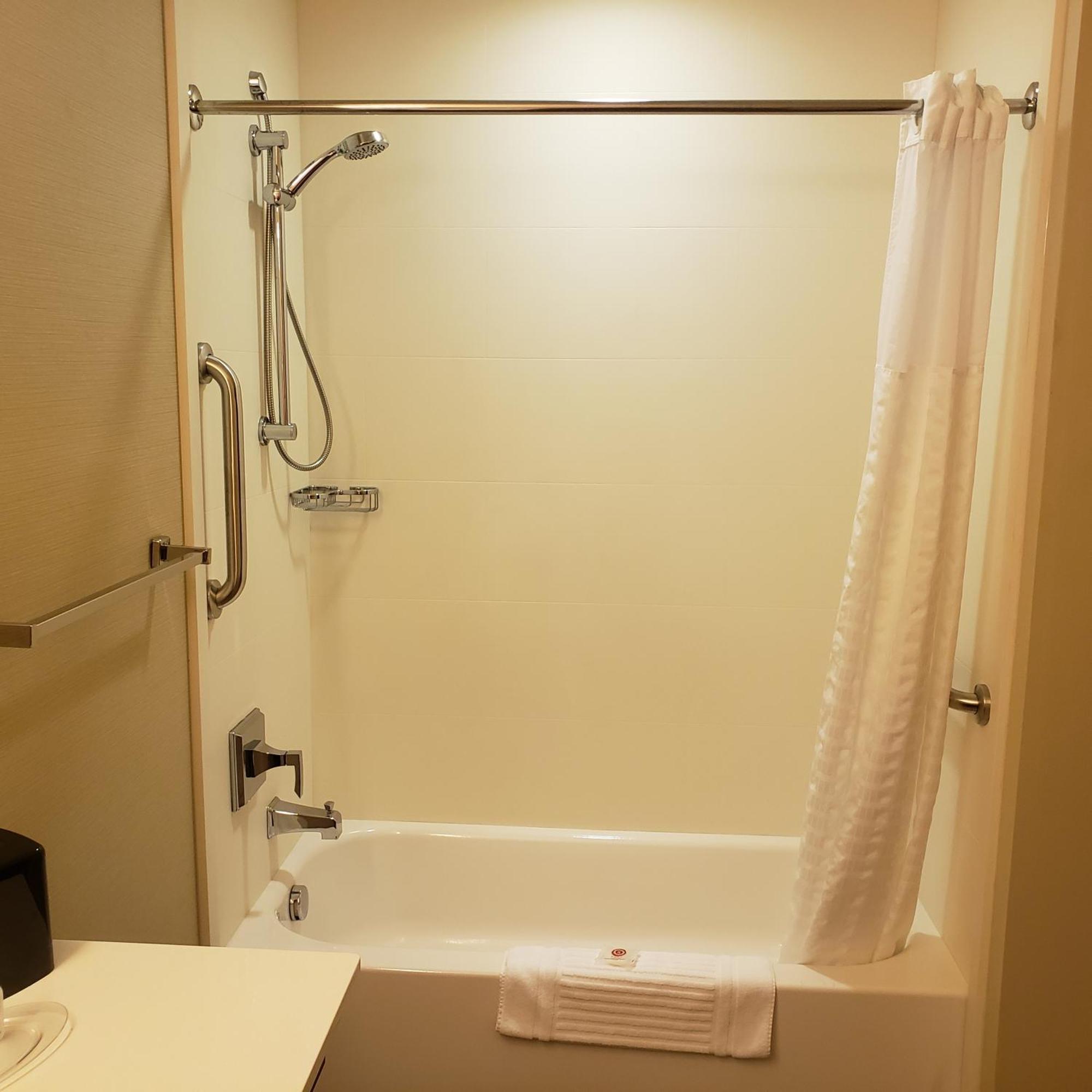 King Suite with Accessible Tub - Accessible/Non-Smoking
