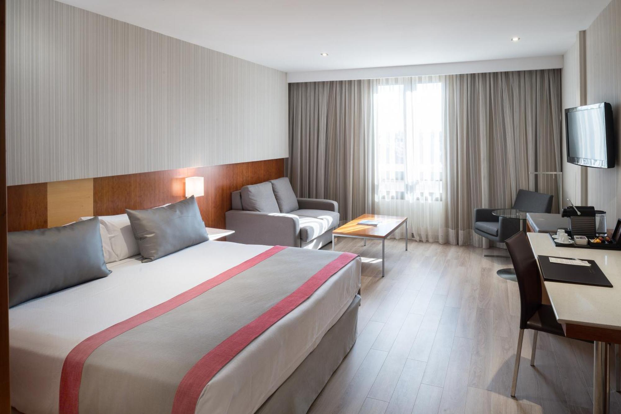 Junior Suite,1706510916:JPEG