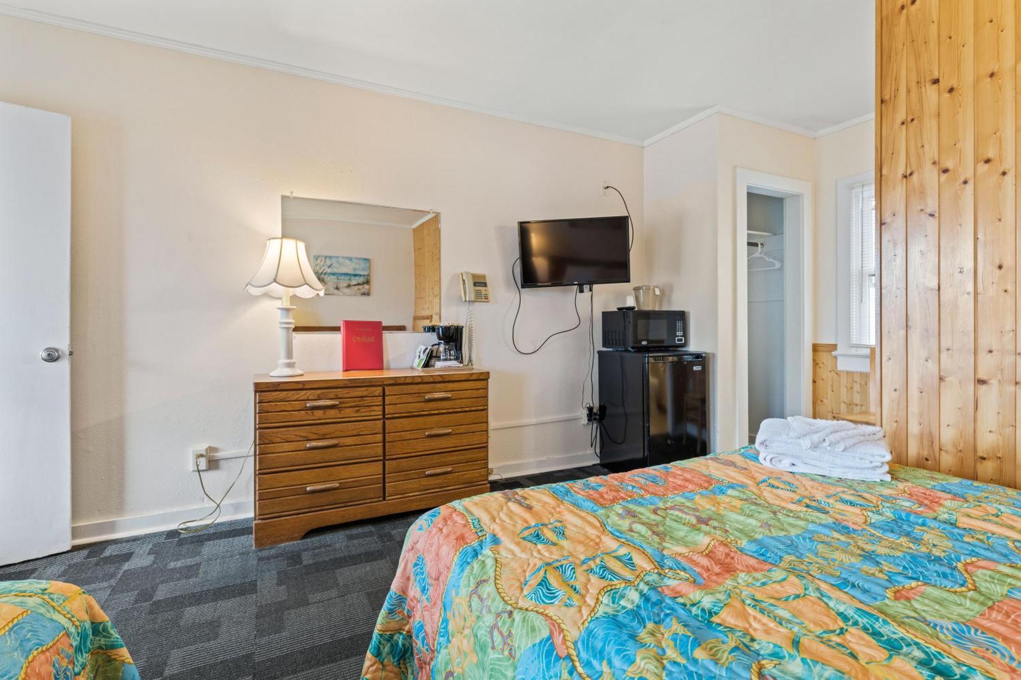 Economy Double or Twin Room - Street View - No Pets Allowed