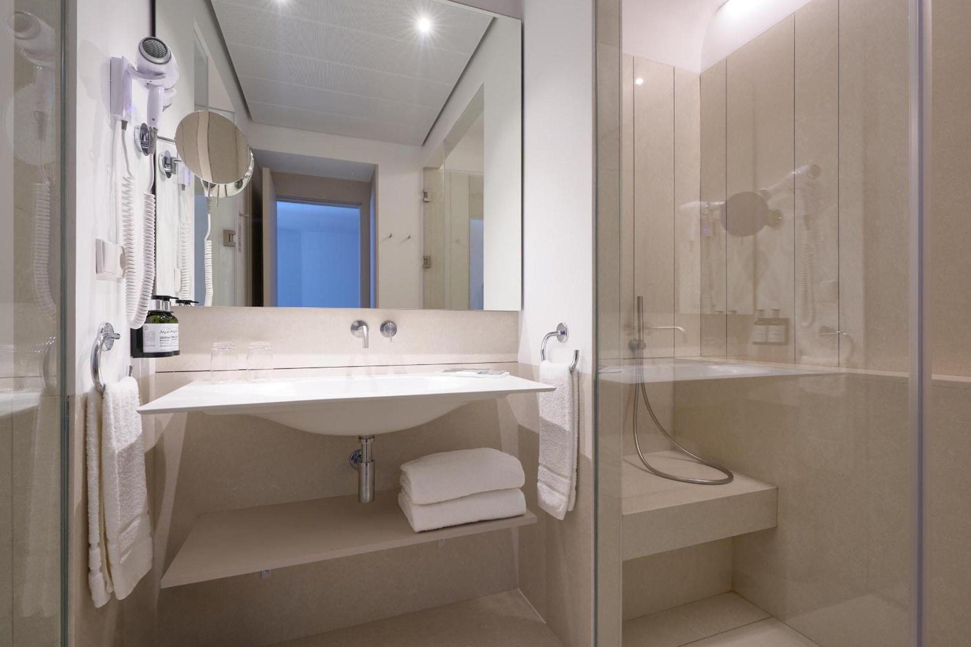 Quarto Duplo Standard