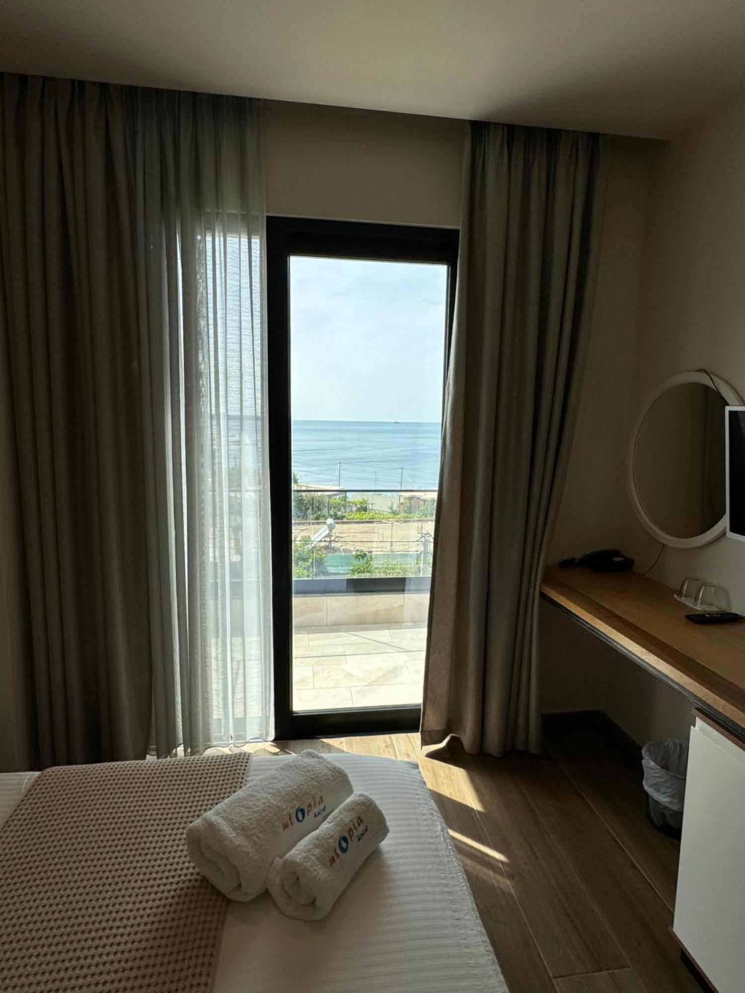 Deluxe Doppelzimmer mit Balkon und Meerblick
