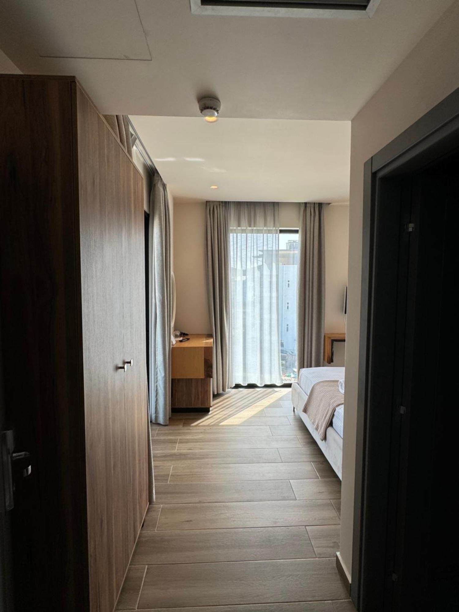 Doppelzimmer mit Poolblick