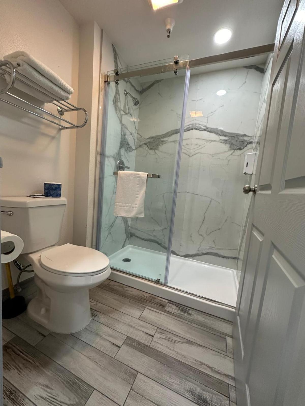 Quarto com Cama King-size - Não Fumantes