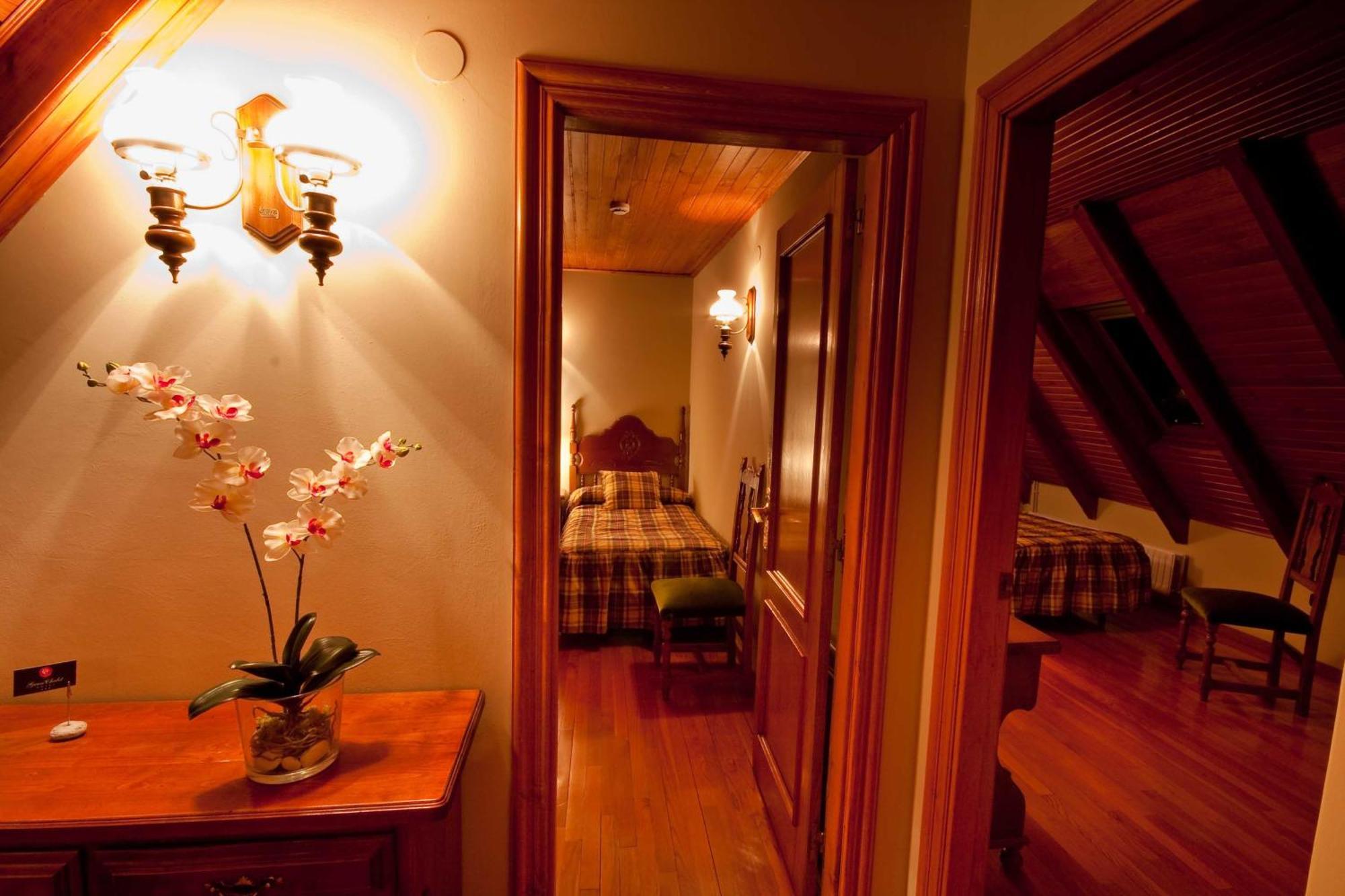 Habitaciones Familiares Comunicadas (4 adultos + 2 niños)