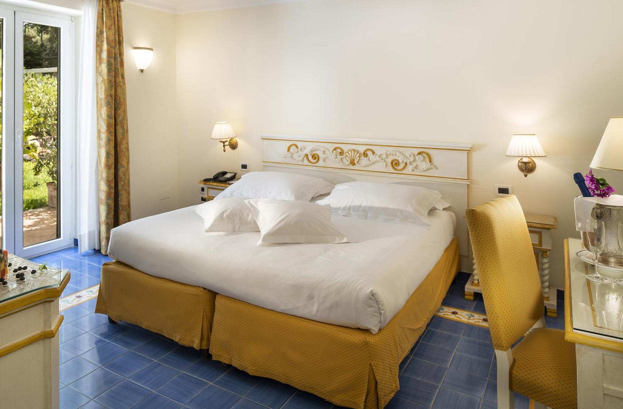 Standard Double or Twin Room with Garden View