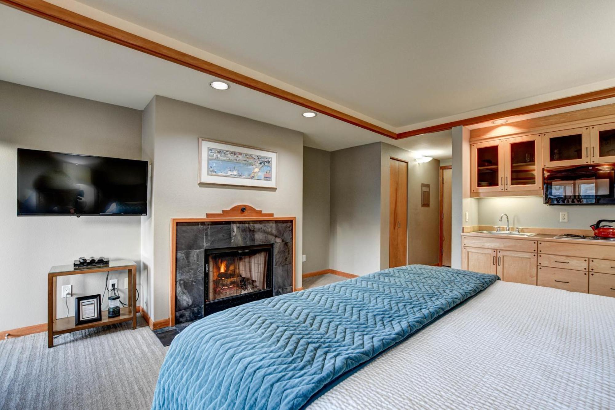 King Studio with Ocean View