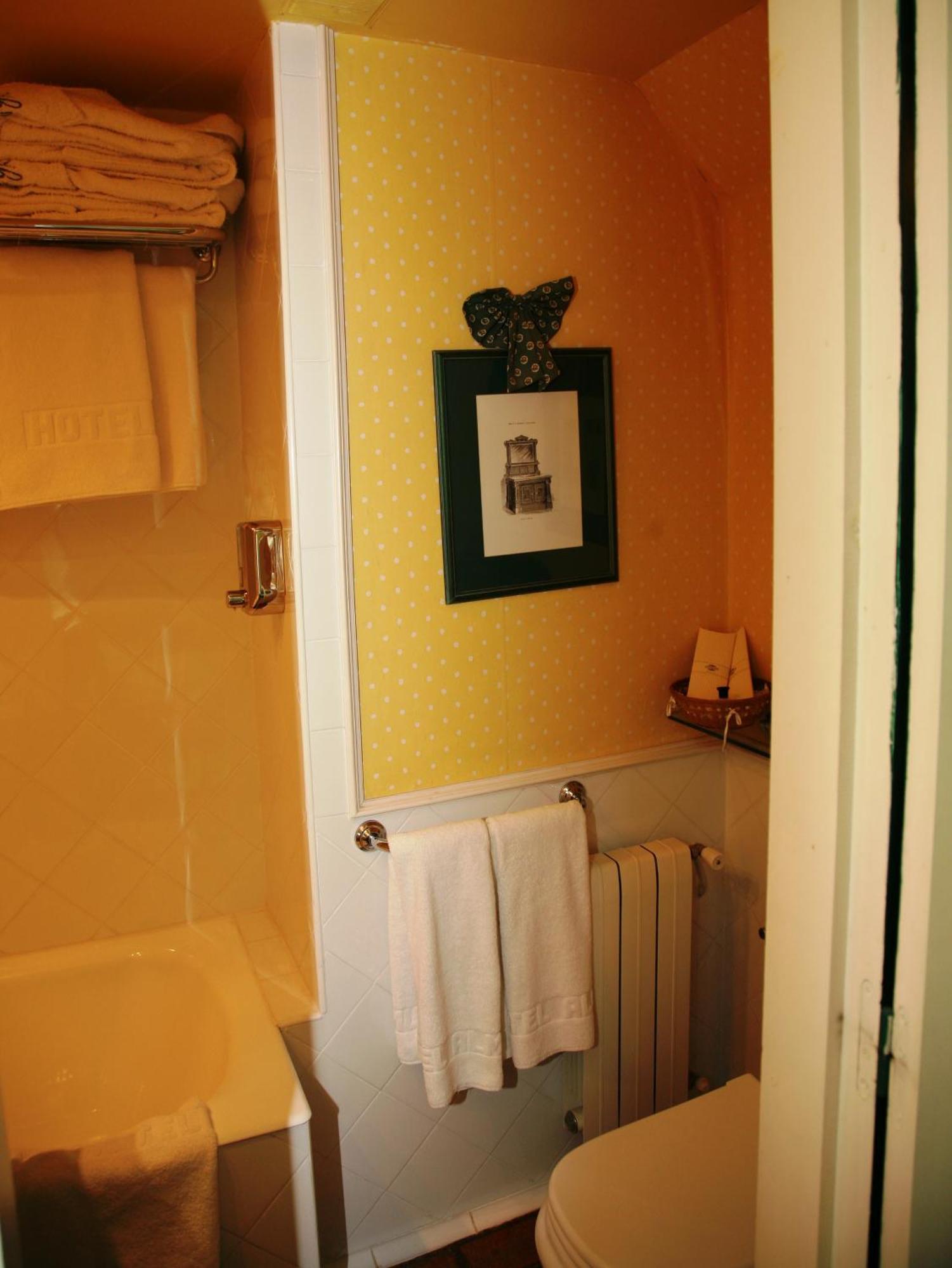 Double or Twin Room,1592060666:JPEG