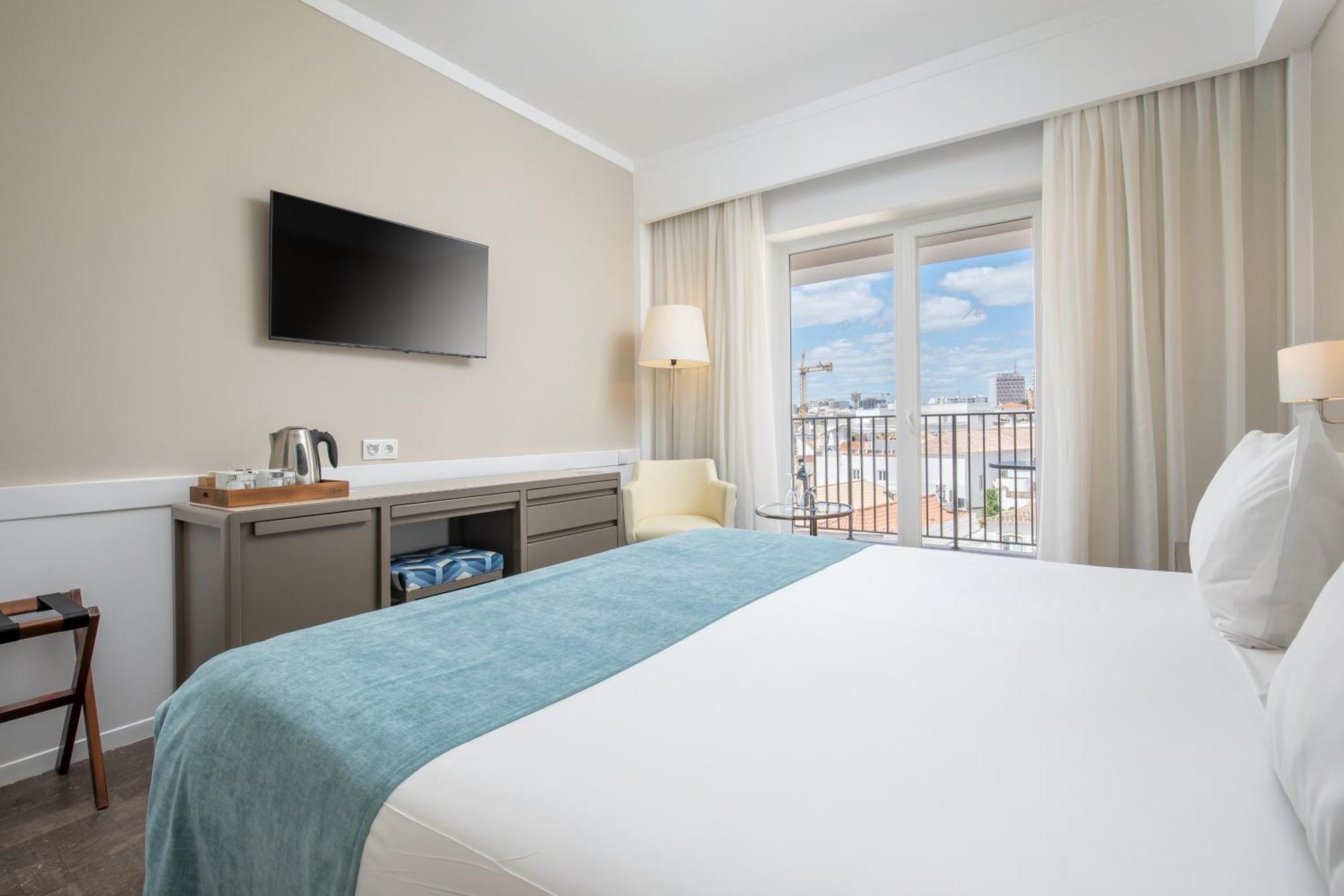 Quarto Duplo ou Twin Standard com Vista Cidade